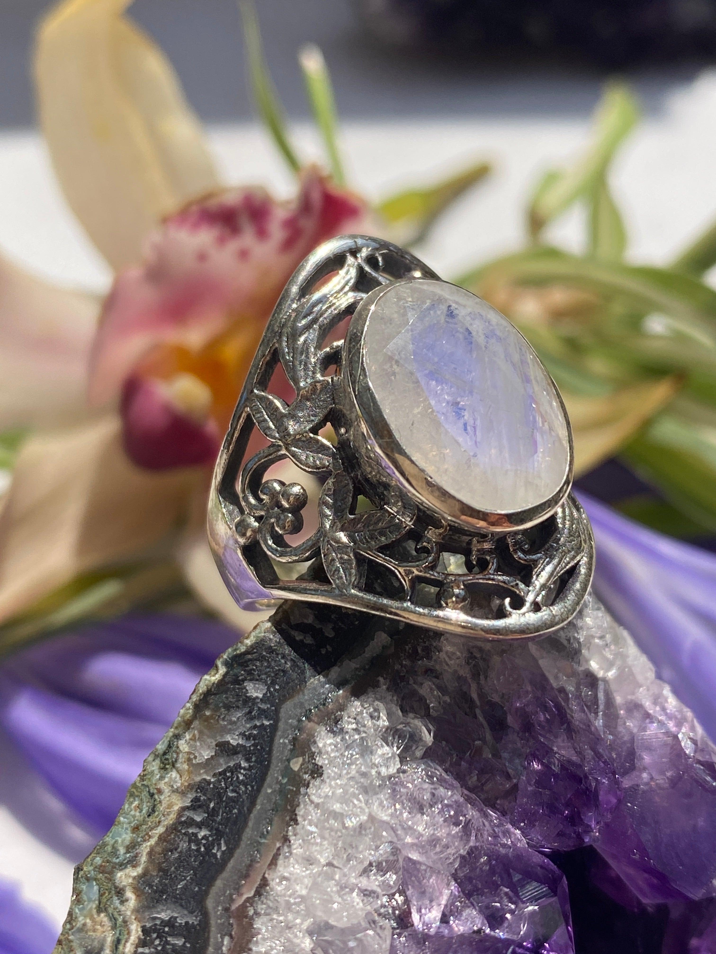 Moonstone Oval Faceted Filigree Band Ring - Size 7.5 - KRGJ536 - Elegant Handmade Jewelry for Women, Perfect for Weddings, Anniversaries & Special Occasions
