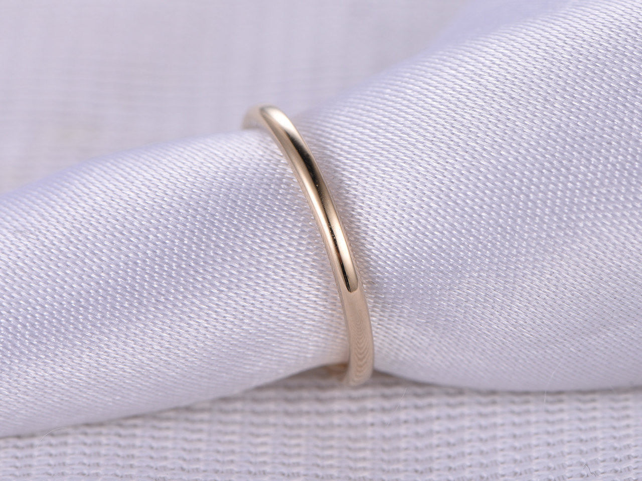 14K Gold Plain Wedding Ring for Women & Men – Infinity Eternity Band in White, Yellow, Rose Gold – Perfect Anniversary Gift & Matching Wedding Band for Couples – Ideal for Proposals, Vows Renewal & Special Occasions