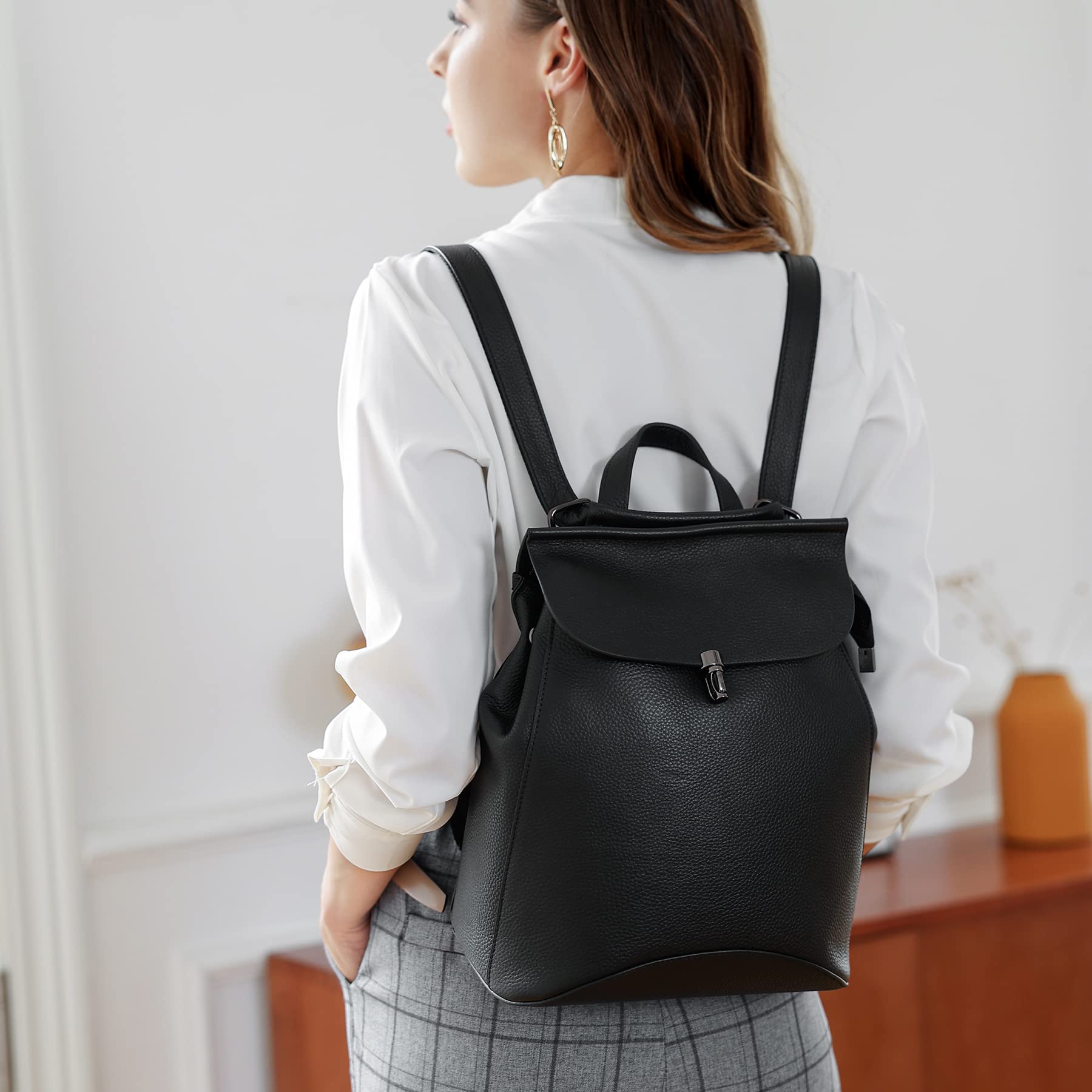 HESHE Convertible Leather Backpack Purse for Women - Fashionable Satchel Handbag & Travel Backpack - Multi-Functional Everything Bag (Black) | Perfect for Work, School, Commuting & Weekend Getaways