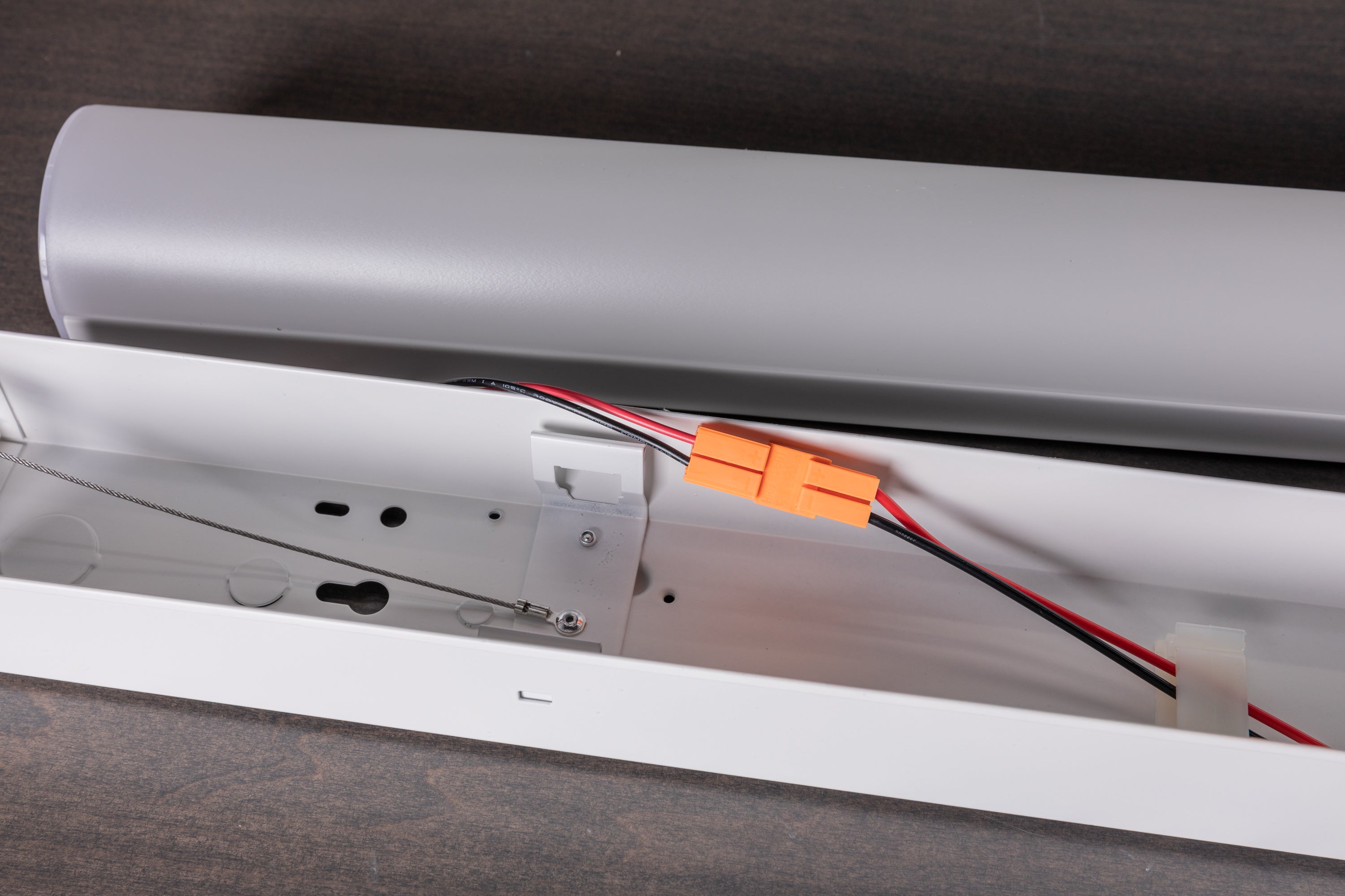 Cree Lighting LS Series LED Linear Light Fixtures - Energy Efficient Commercial & Office Lighting for Indoor Spaces