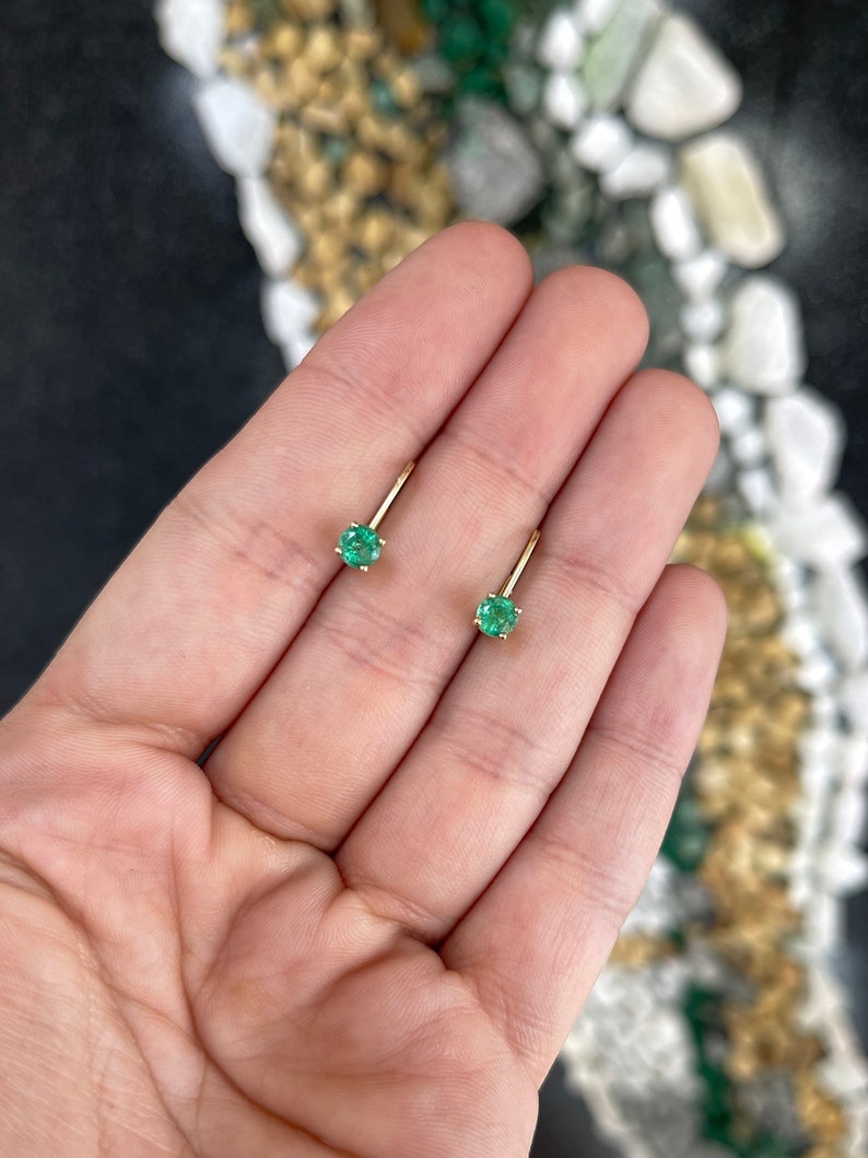 0.80tcw 14K Yellow Gold Round Emerald Leverback Earrings for Women - Dainty Green Gemstone Stud Earrings for Everyday Wear & Special Occasions