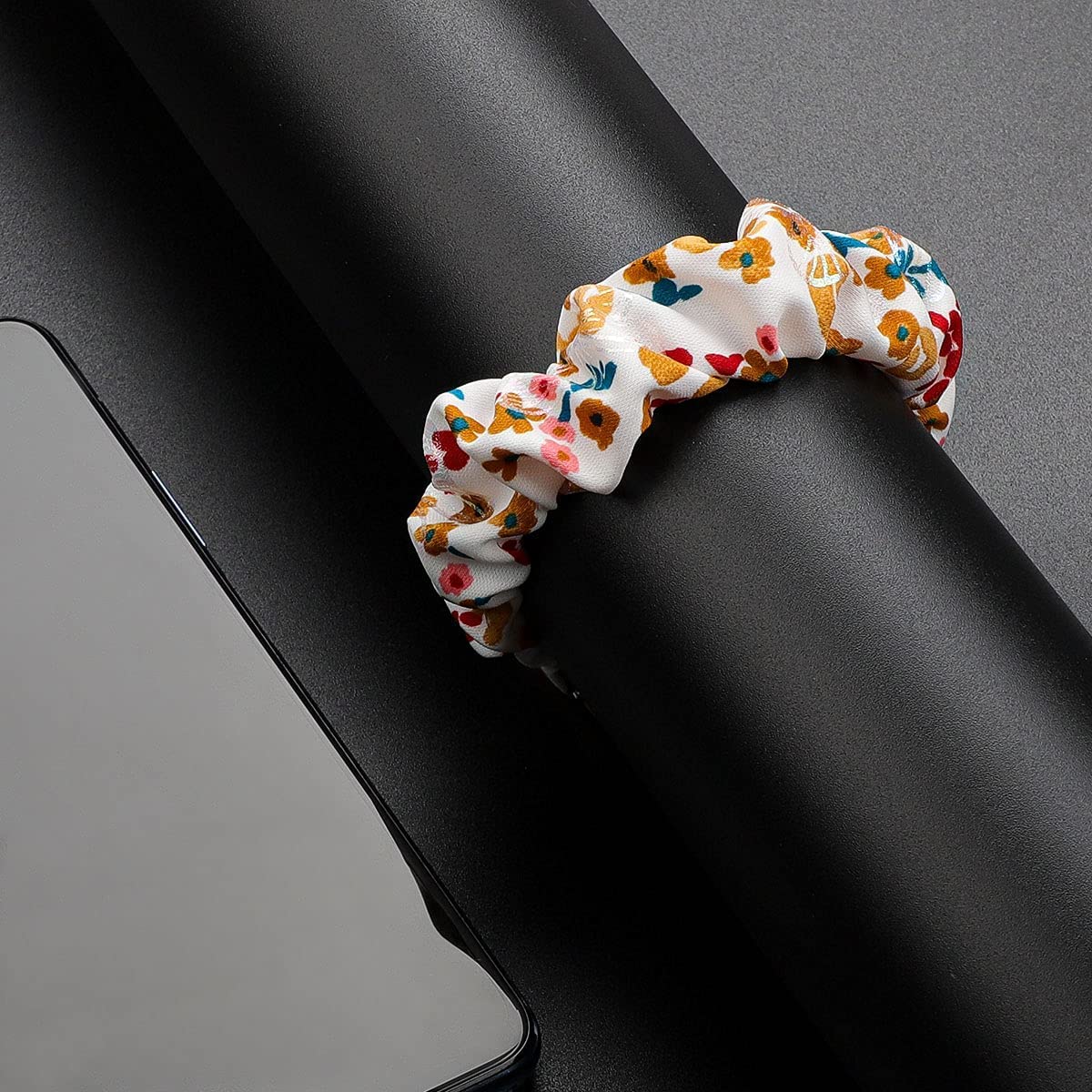 Soft Fabric Scrunchie Watch Bands Compatible with Fitbit Charge 5 - Elastic Replacement Wristbands for Women, Stylish & Comfortable Fitness Accessories - Perfect for Workouts, Running, Yoga & Everyday Wear