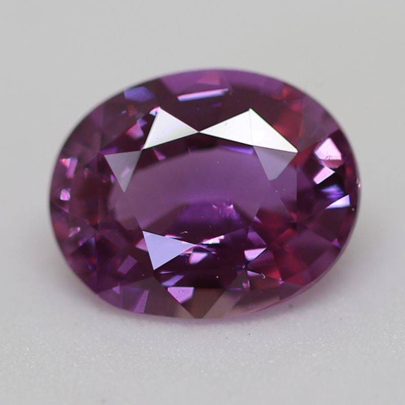 Wholesale Natural Medium Violet Purple Sapphire Gemstone - 7x5.5mm Oval VS Loose Stone for Jewelry Making, September Birthstone Gift for Women & Men - Perfect for Rings, Necklaces & Earrings