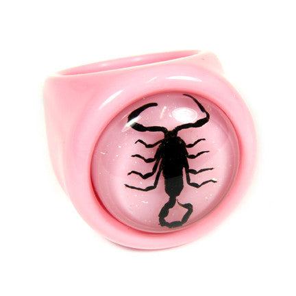 Real Black Scorpion Ring for Men - Gothic Punk Jewelry - Perfect for Halloween, Cosplay & Dark Fashion Accessories