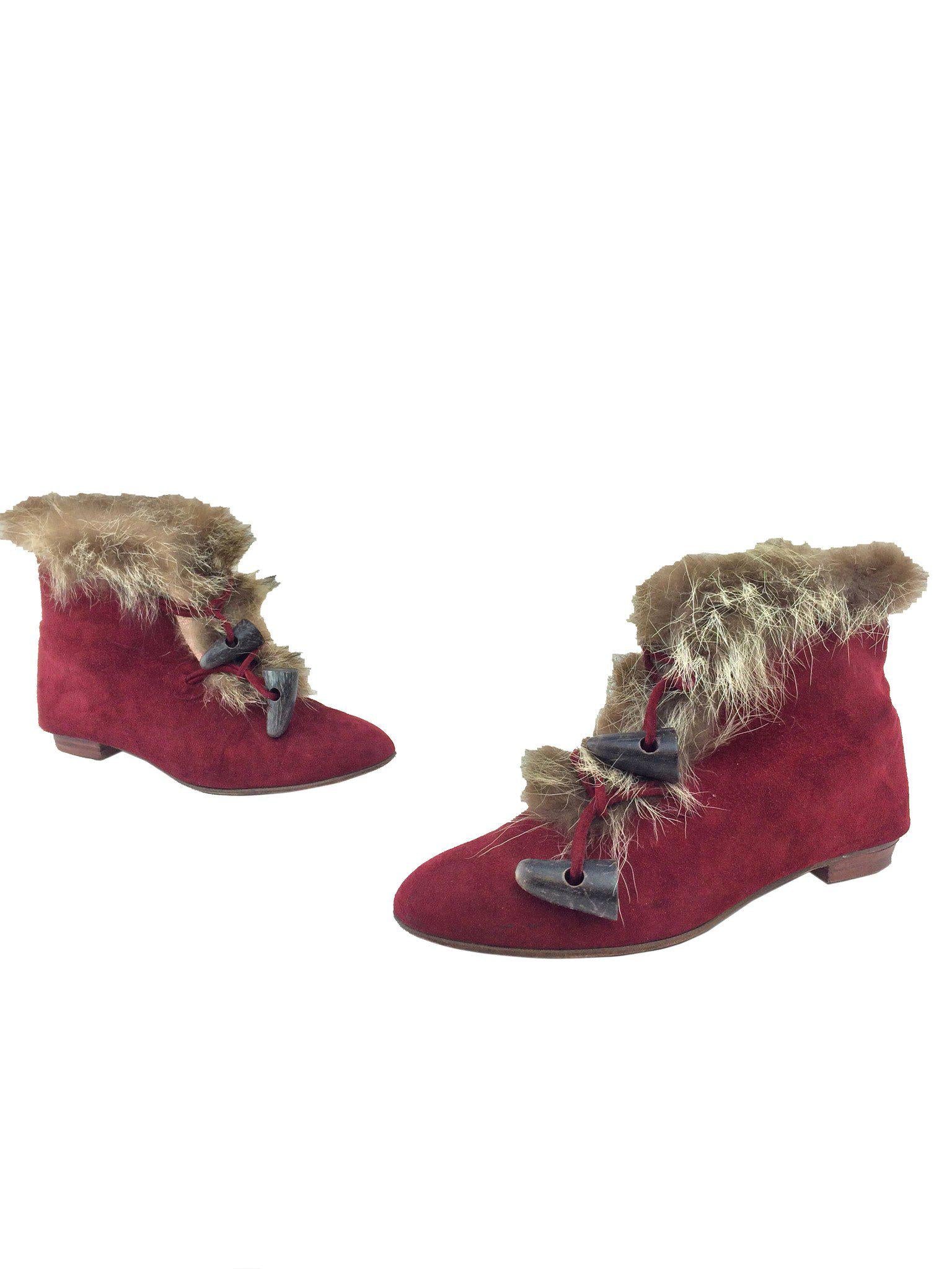 Manolo Blahnik Suede Fur Trim Toggle Booties Women's Size 7.5 - Stylish Winter Ankle Boots for Casual Outings & Date Nights