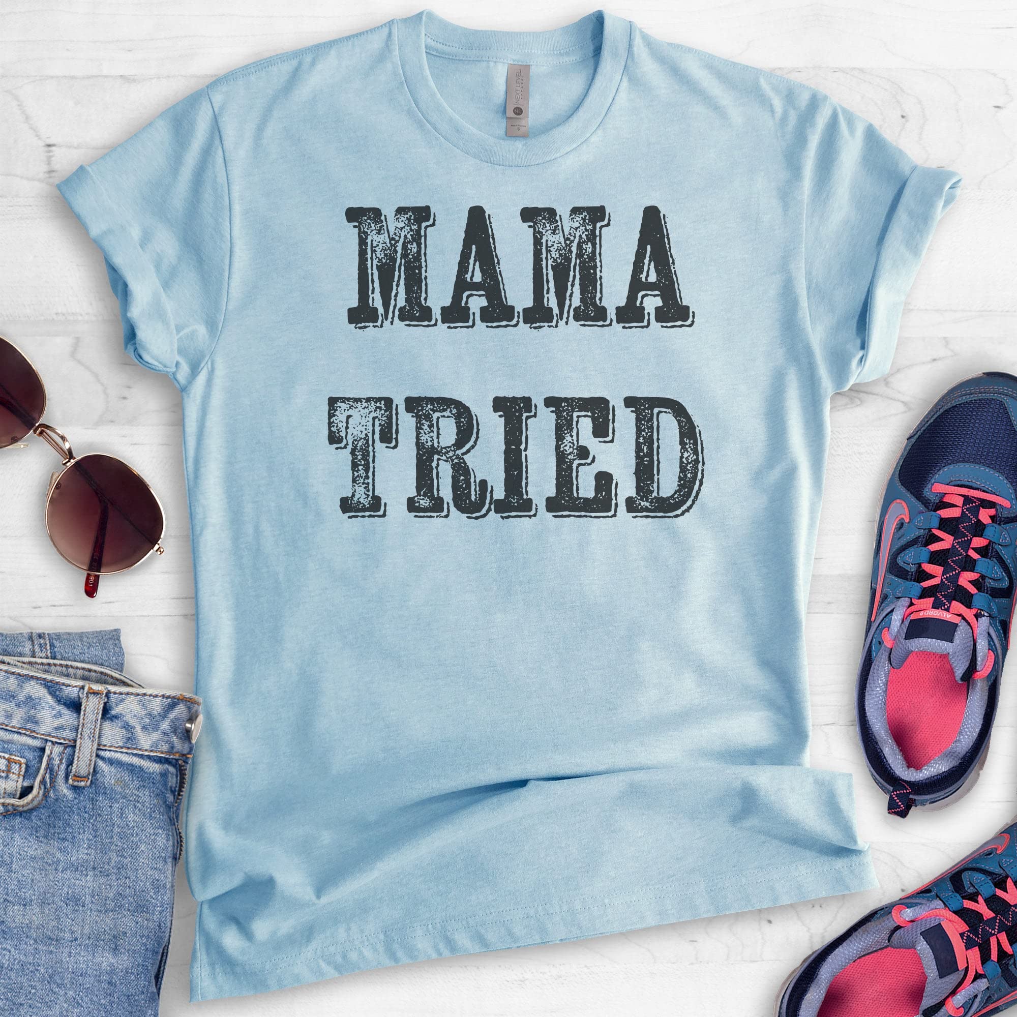 EVERTREE CLOTHING Mama Tried T-Shirt - Southern Style Unisex Graphic Tee for Women & Men - Wild Child Vintage Shirt - Perfect for Country Concerts, Road Trips & Casual Outings