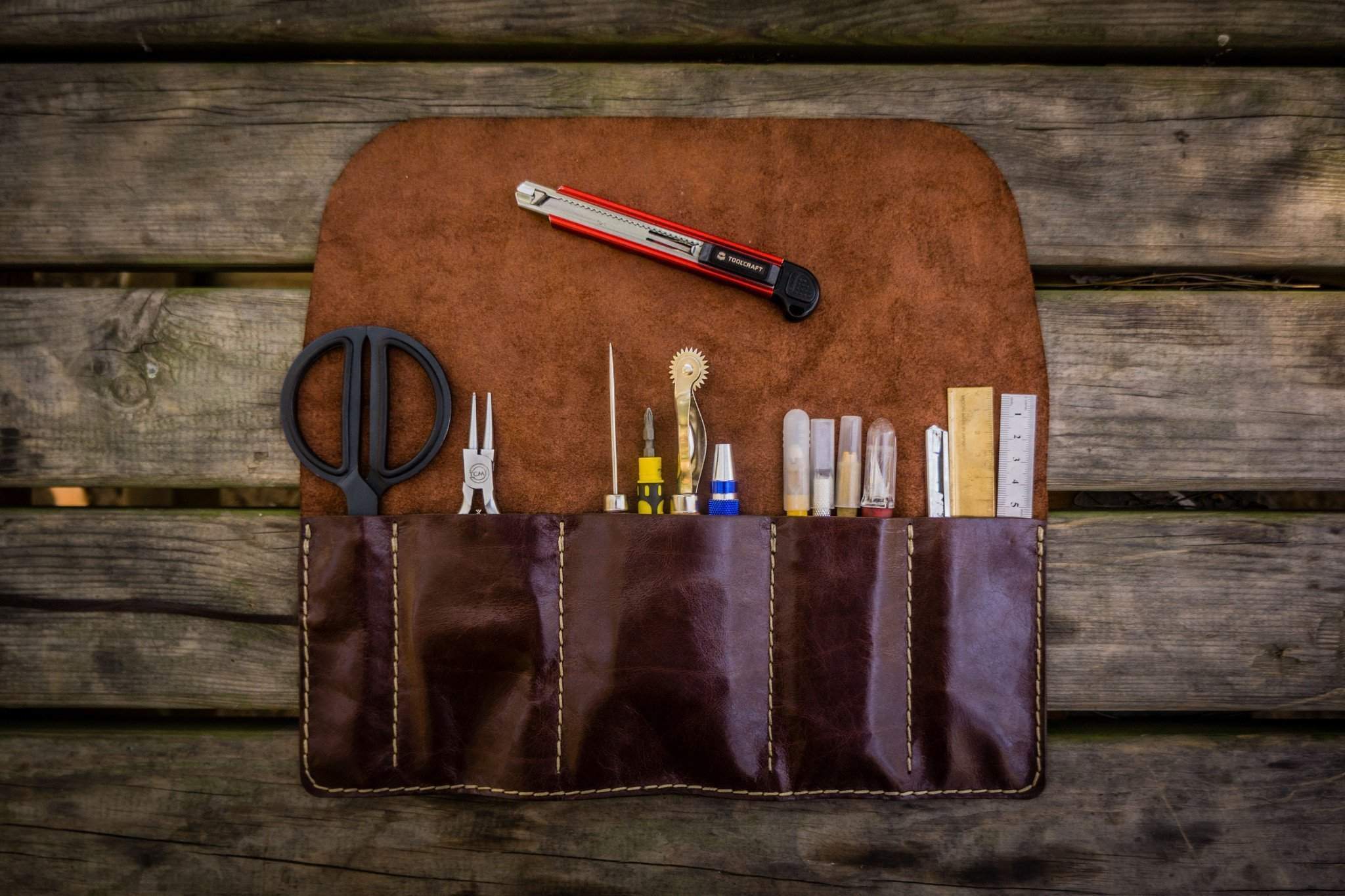 Personalized Leather Pen Roll - Handcrafted Brown Leather Pen Case for Fountain Pens, Calligraphy & Writing - Perfect for Artists, Writers & Office Use