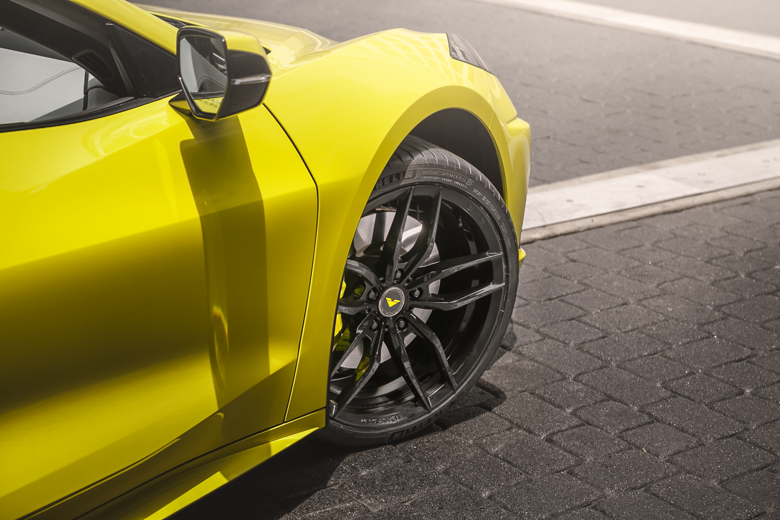 VFF 105 Gloss Black Wheels for Corvette C8 2019-2020 - Premium Alloy Rims for Sports Cars & Performance Driving