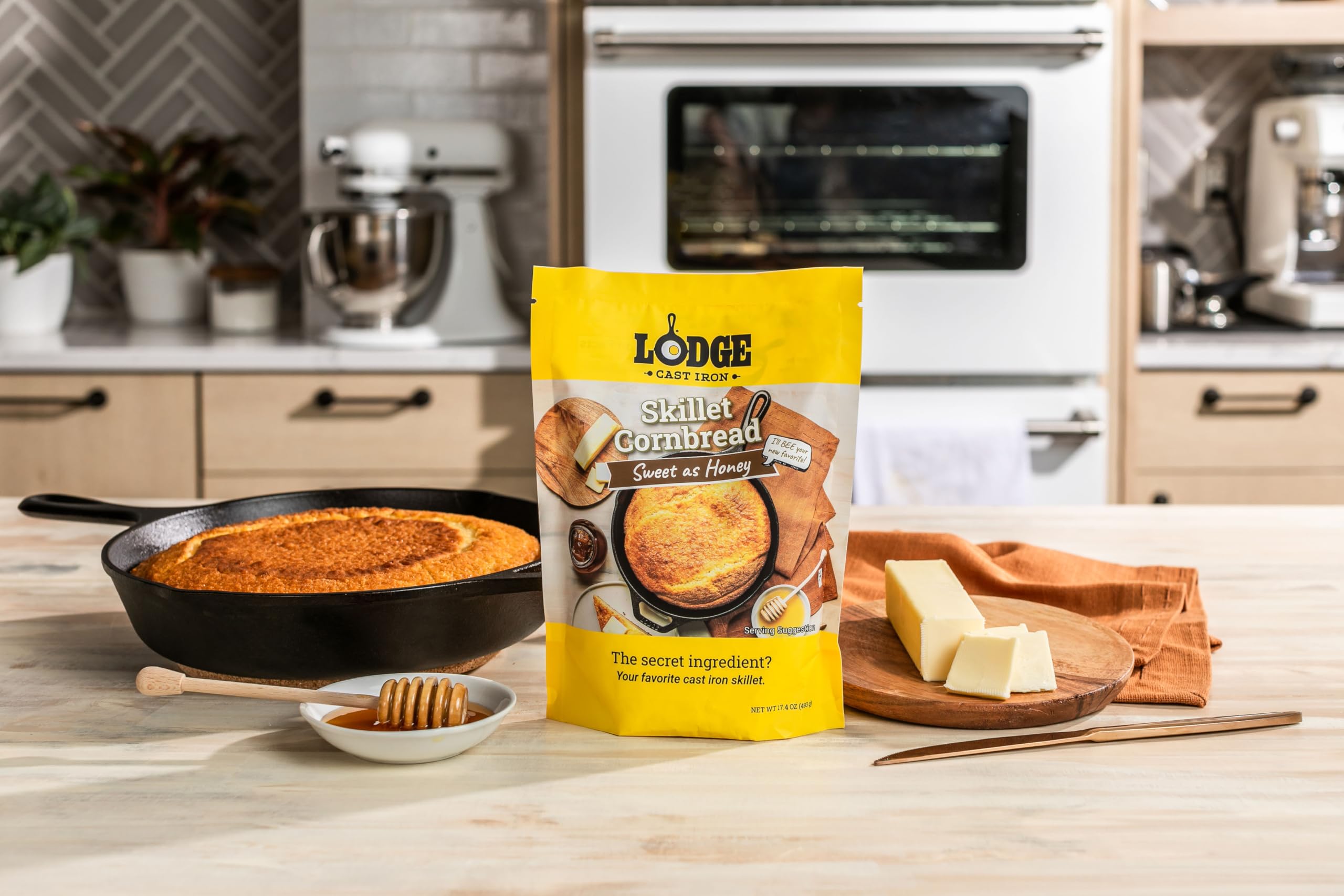 Lodge Cast Iron Skillet Cornbread Mix - Premium 17.4oz (4 Pack) for Cast Iron Skillets, Wedge Pans & Baking - Sweet Honey Flavor | Perfect for Family Dinners, BBQs & Holiday Baking