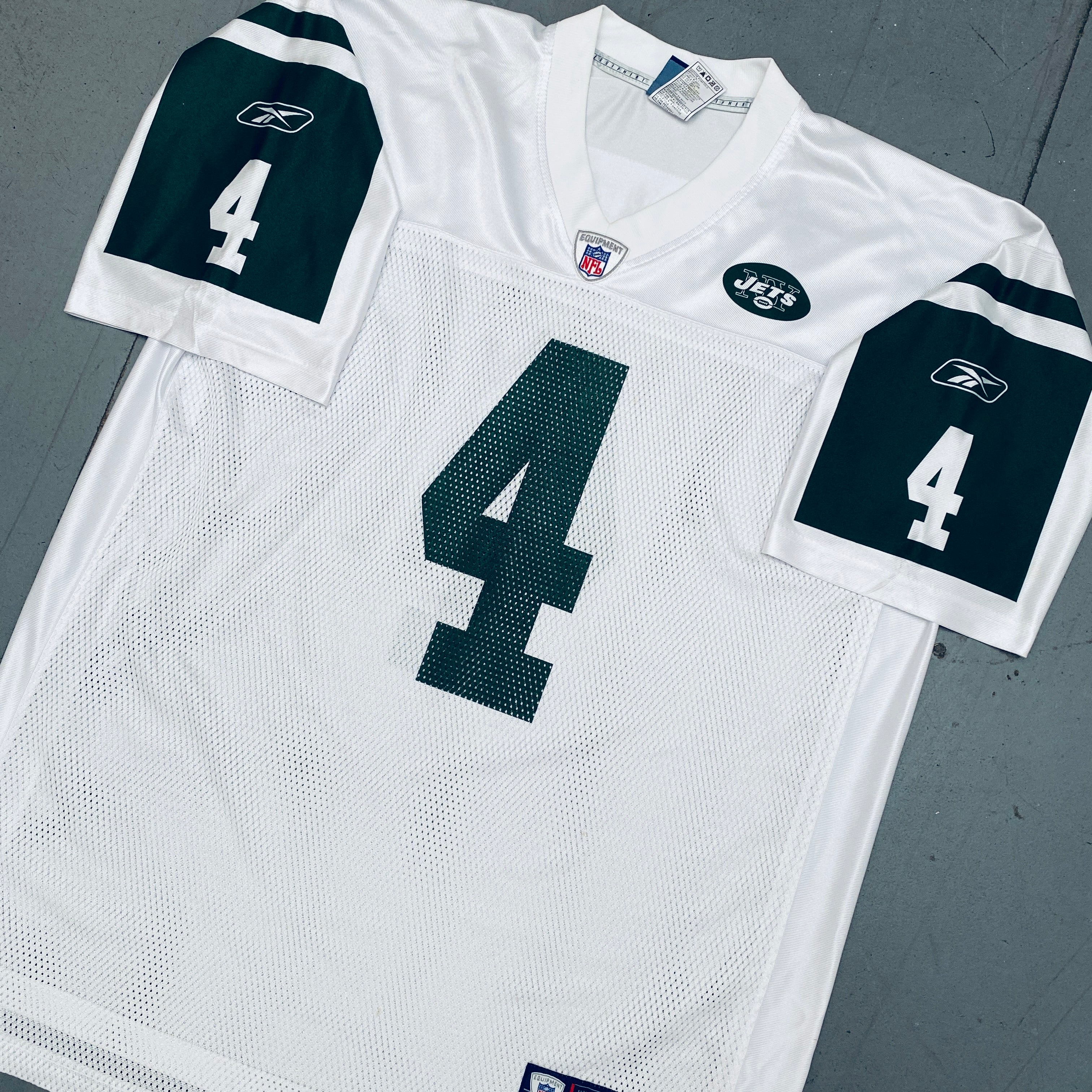 New York Jets Brett Favre 2008/09 NFL Jersey - XL Size - Authentic Football Fan Gear for Game Day & Sports Collectibles