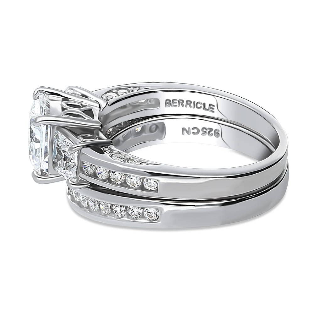 BERRICLE Sterling Silver 3-Stone Wedding Engagement Ring Set - 1.6 Carat Princess Cut Cubic Zirconia CZ Rings for Women - Rhodium Plated Size 4-10 - Perfect for Proposals, Anniversaries & Special Occasions