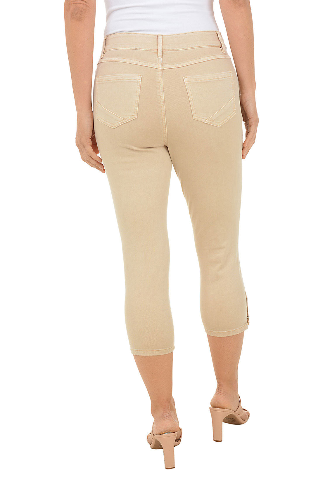 Stylish Studded Hem Denim Pull-On Capri Pants for Women - Perfect for Casual Outings & Summer Fashion