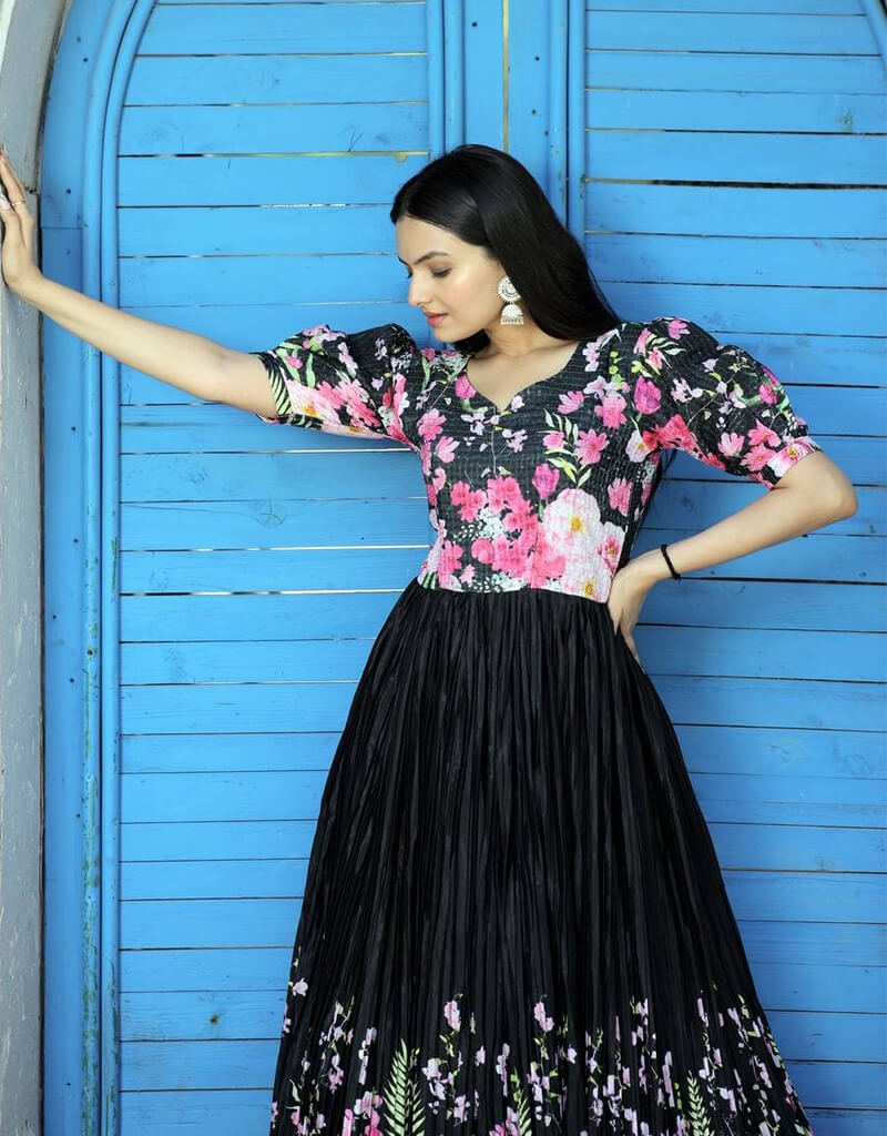 Black Designer Functional Wear Heavy Ready-Made Gown for Evening Parties, Weddings & Special Occasions