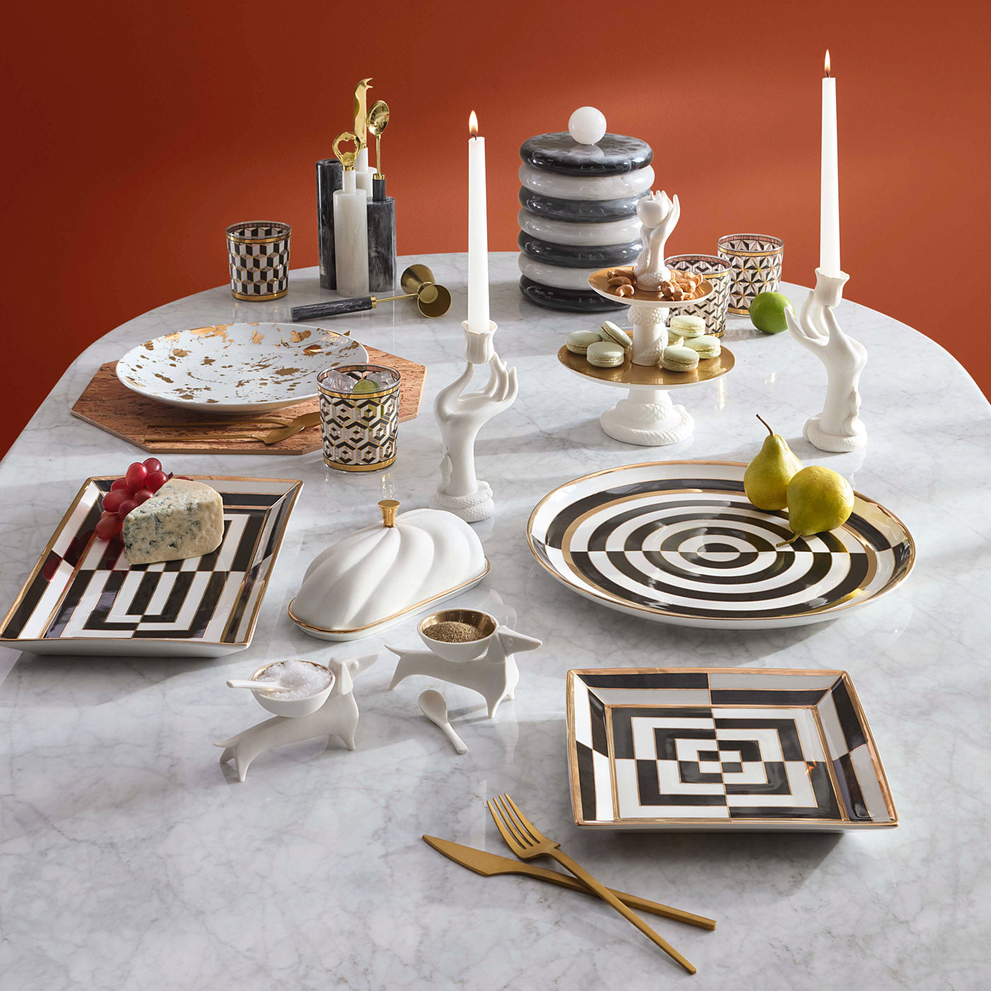 Modern Op Art Round Serving Tray - Stylish Decorative Tray for Coffee Table, Kitchen & Dining Room - Perfect for Entertaining Guests & Displaying Decor