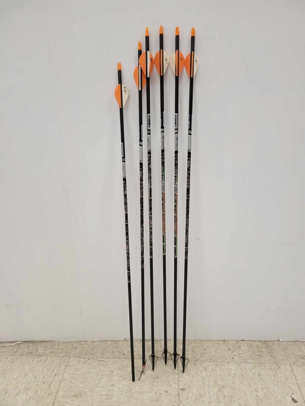 Champion Camou Compound Bow for Hunting & Target Practice - High Performance Archery Equipment for Outdoor Sports & Recreation