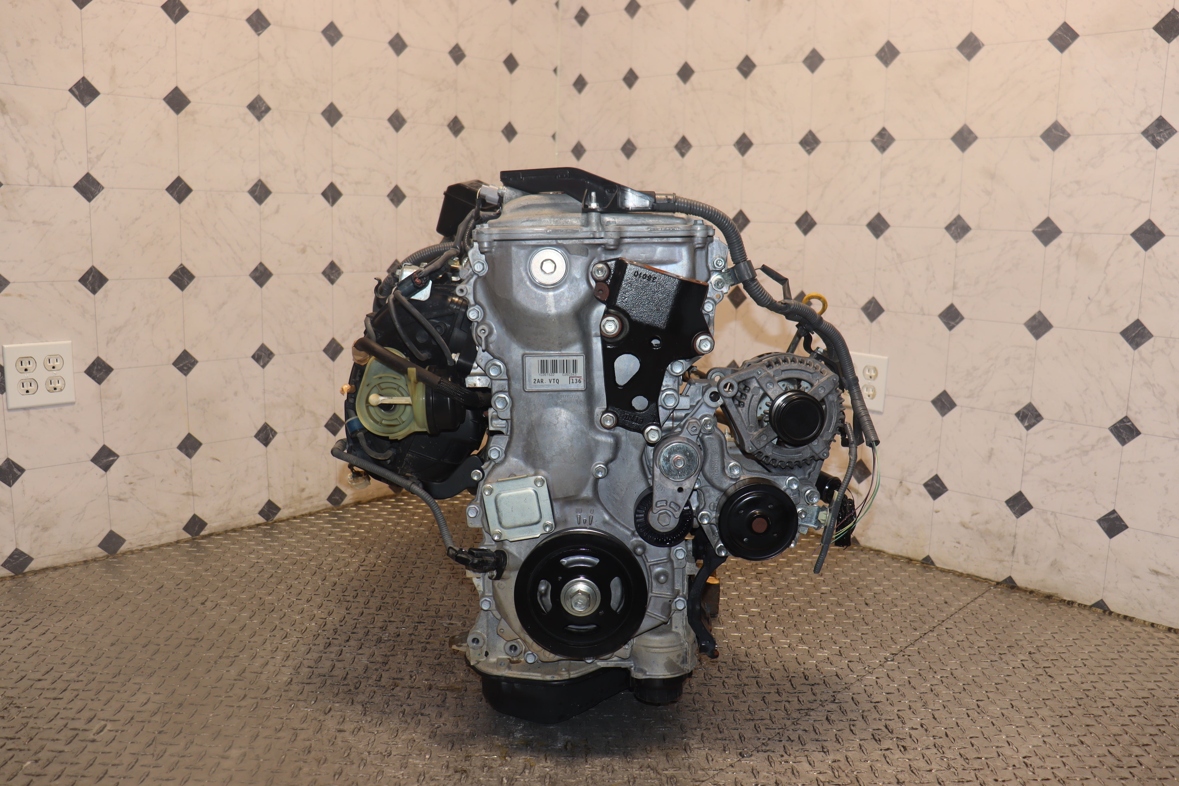 JDM Toyota 2AR-FE 2.5L 4-Cylinder DOHC Engine for 2010-2017 Camry - High Performance Replacement Motor for Daily Driving & Racing Applications