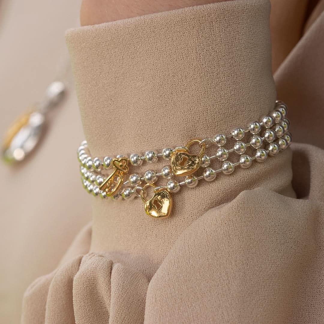 Stylish Padlock Bracelet for Women - Secure & Trendy Jewelry Gift for Her - Perfect for Everyday Wear, Date Nights & Special Occasions