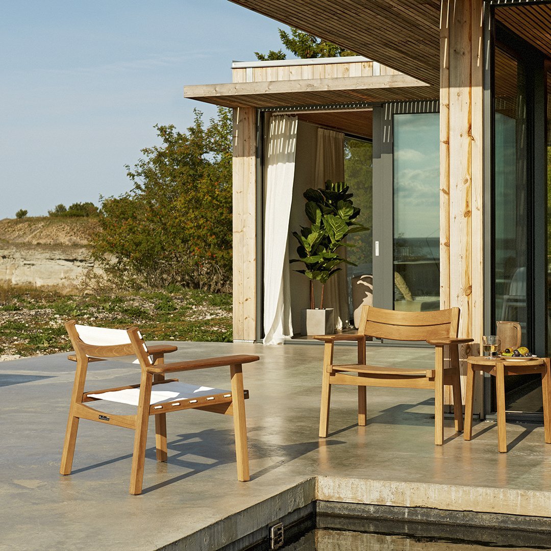 Djuro Modern Lounge Table - Stylish Coffee Table for Living Room, Office & Outdoor Use - Perfect for Relaxing, Entertaining & Decorating