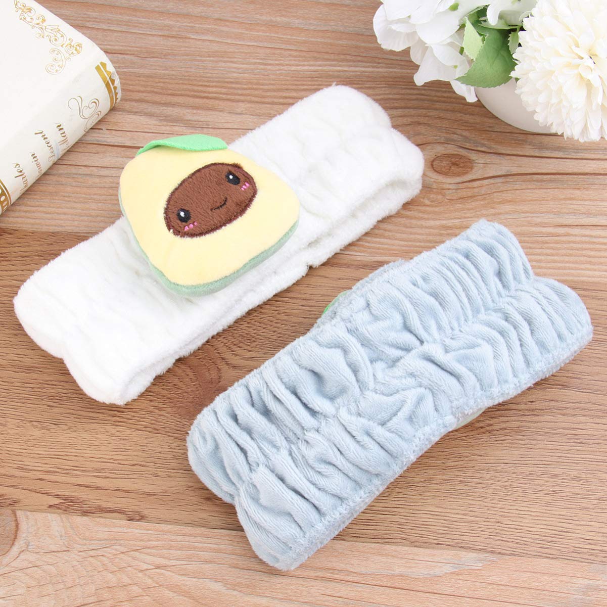 HEALLILY 2-Pack Stretchy Avocado Cartoon Face Washing Headband - Soft Makeup & Hair Wrap for Women (White & Grey) - Perfect for Skincare Routine, Spa Days & Makeup Application