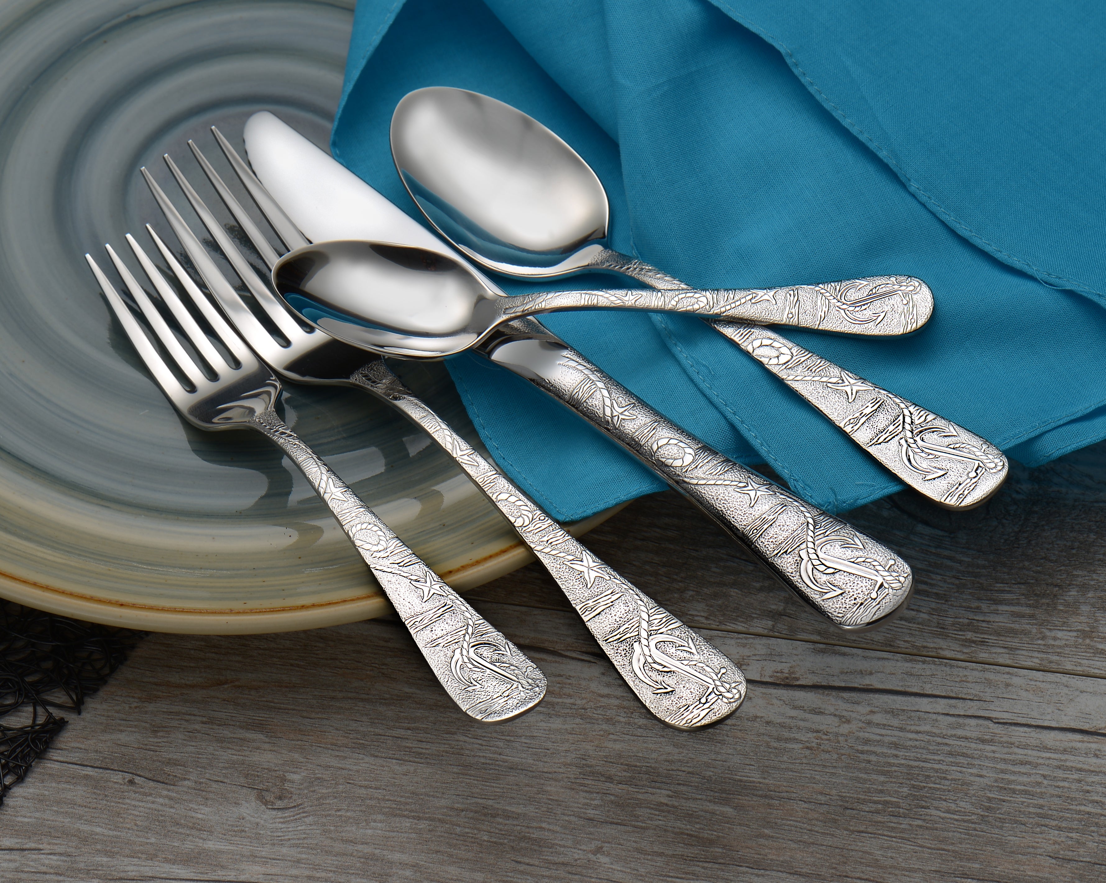 Old Harbor 45-Piece Dinnerware Set - Elegant Porcelain Plates, Bowls & Mugs for Family Dining, Entertaining & Special Occasions