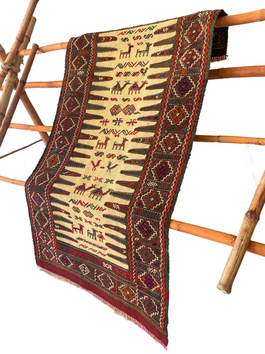 Authentic Jajum Sumak Kilim Handwoven Rug - 5.5' x 2.11' - Bohemian Home Decor for Living Room, Bedroom & Boho Style Interior Design
