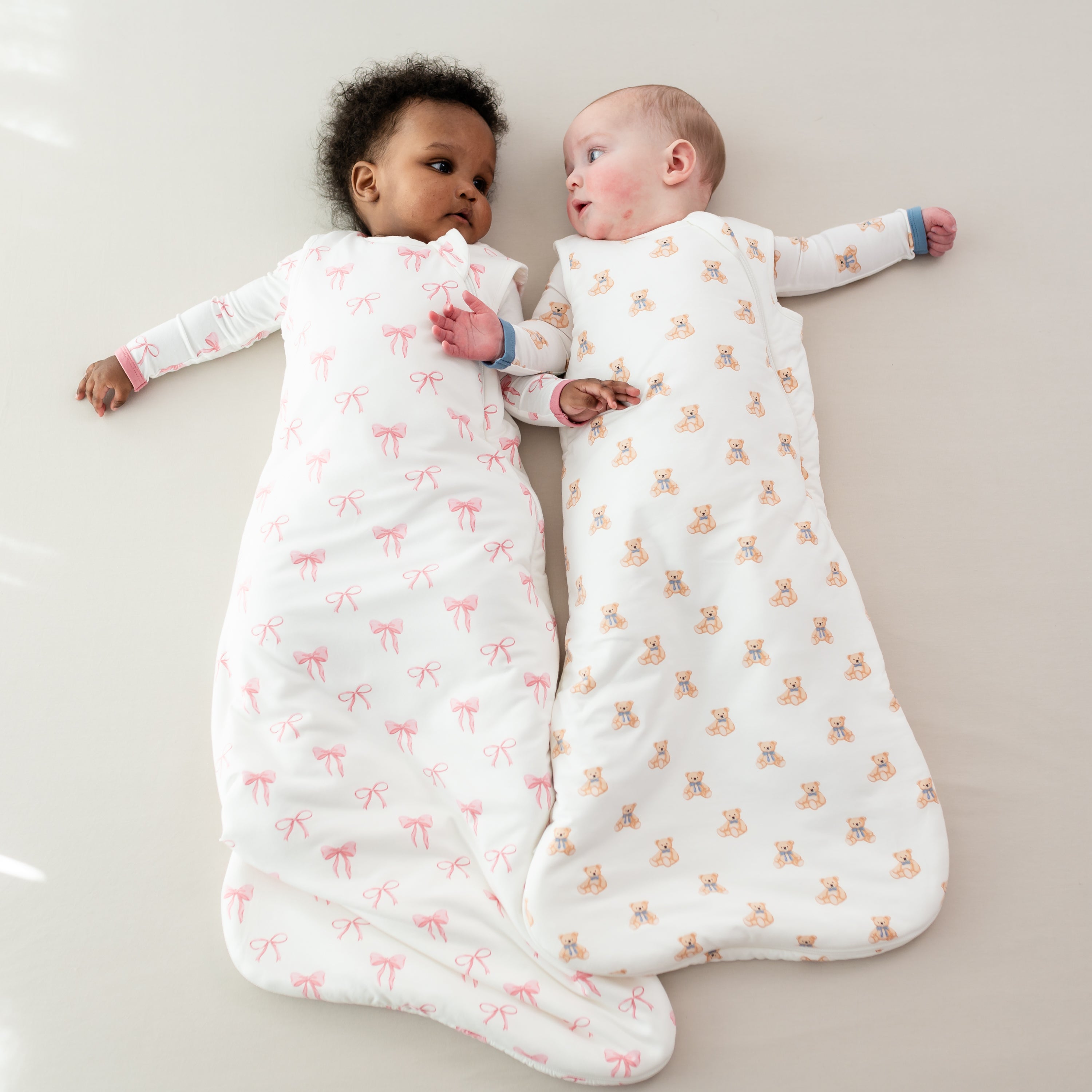 Cozy Baby Sleep Sack with Bow Design - Soft & Breathable Infant Sleeping Bag for Newborns & Toddlers - Perfect for Nursery, Bedtime & Travel