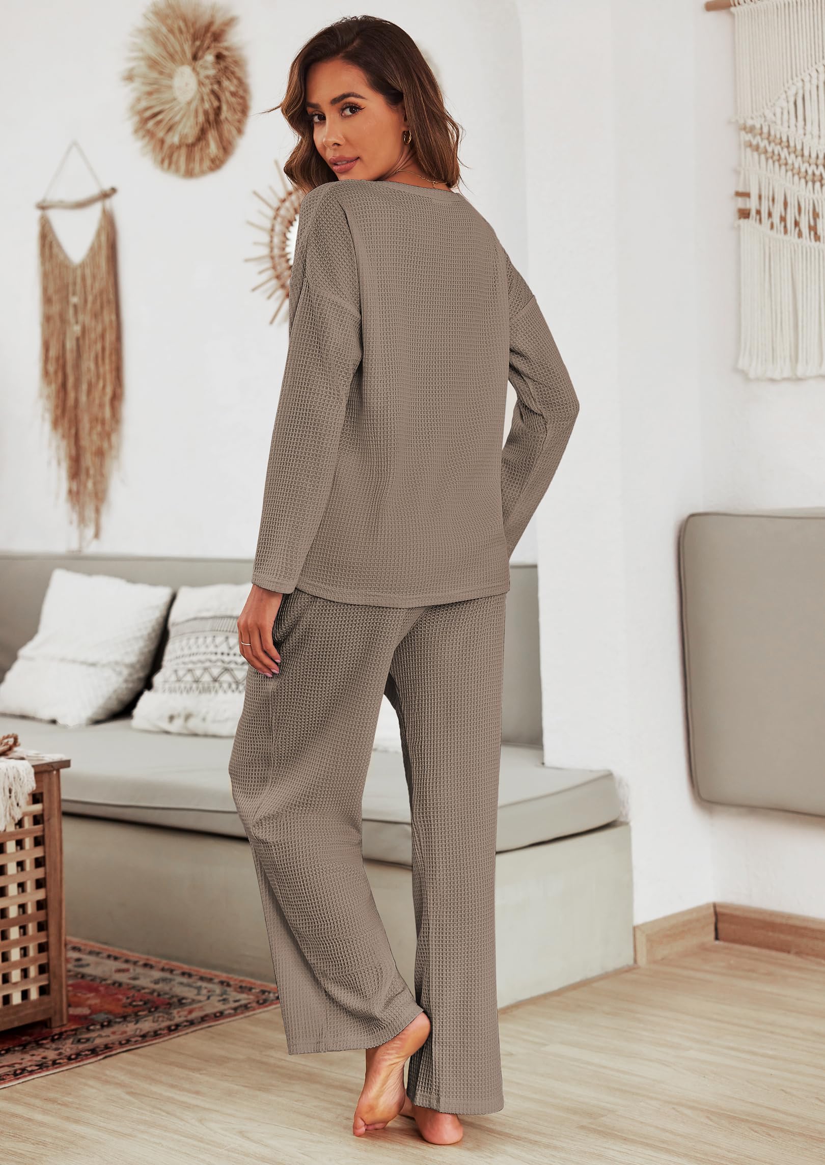 Ekouaer Women's Waffle Knit Pajama Set - Soft Long Sleeve Lounge Wear 2-Piece Matching Sleepwear with Pockets - Cozy for Bedtime & Relaxing at Home