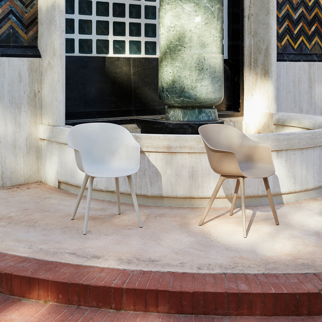 Bat Dining Chair with Plastic Base - Durable Outdoor Patio Furniture for Garden, Poolside, and Backyard Dining
