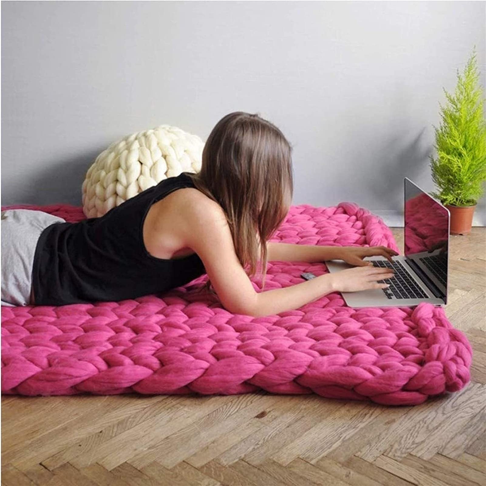 Chunky Knit Blanket Throw - Super Soft Arm Knitted Blanket for Couch, Bed & Fireplace - 80x80 Inches (200x200cm) Pink Cozy Winter Blanket - Perfect for Living Room, Nursery & Gift Giving