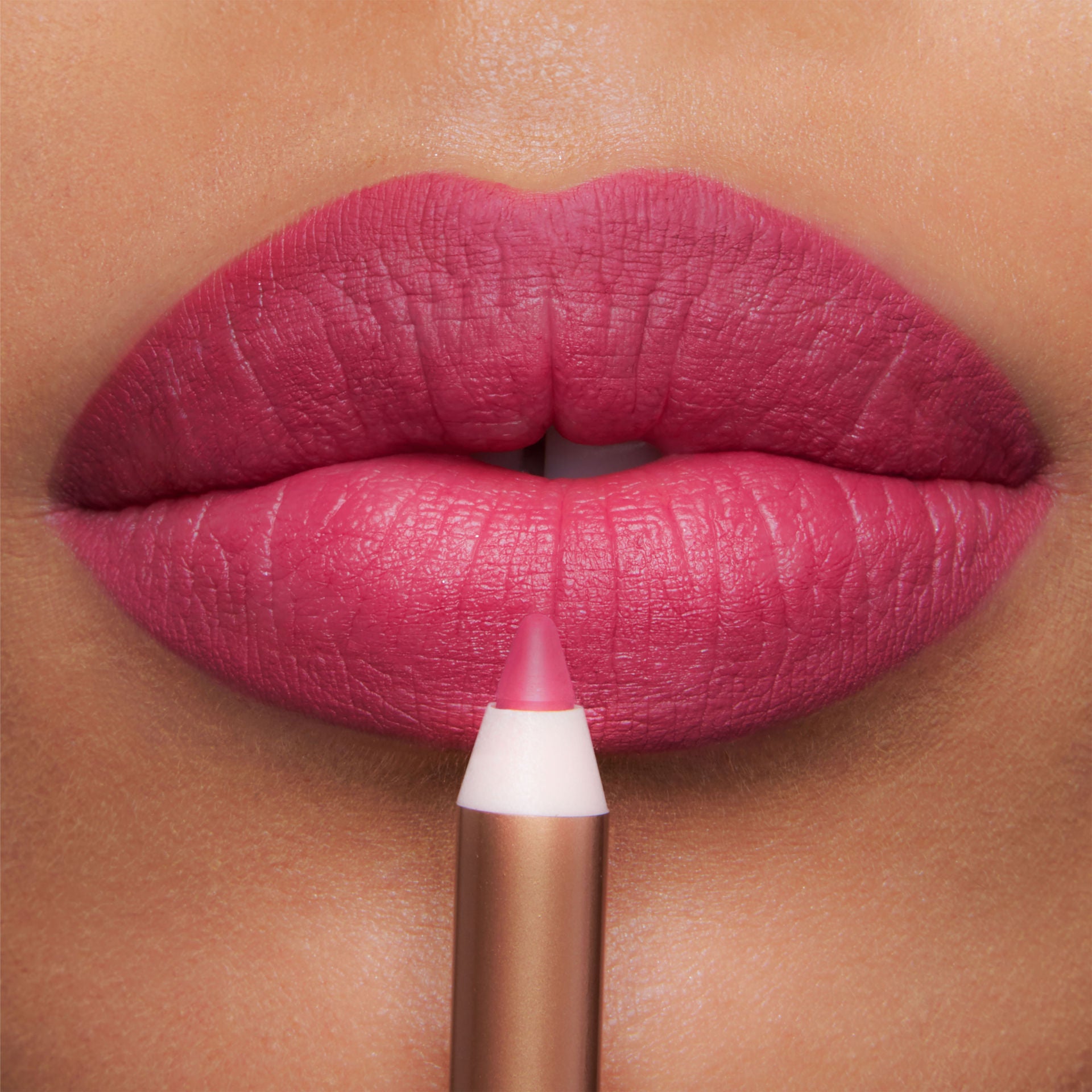 Charlotte Tilbury Lip Cheat Lip Liner - Long-Lasting, Waterproof Lip Pencil for Precise Definition & Fuller Lips | Perfect for Everyday Wear, Date Night & Special Occasions