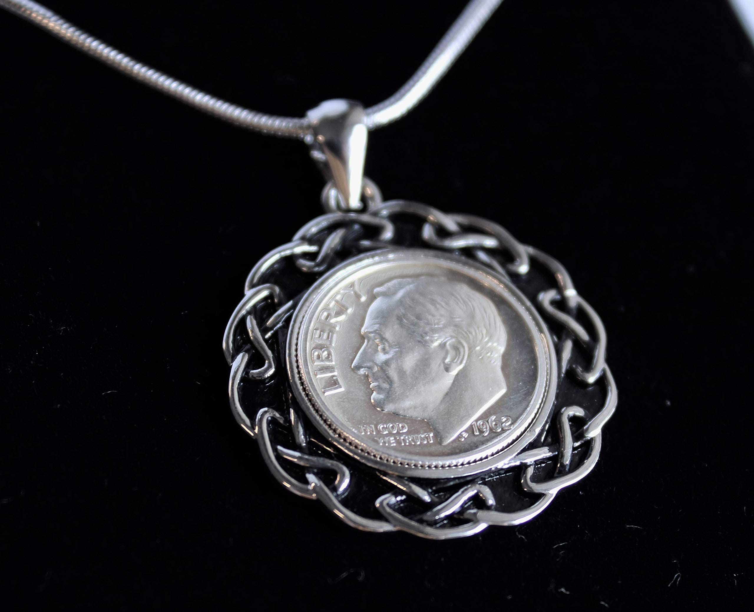61st Birthday Gift for Women - 1962 Rhodium Plated Pendant Necklace | Elegant Anniversary Jewelry for Mom, Grandma & Special Occasions