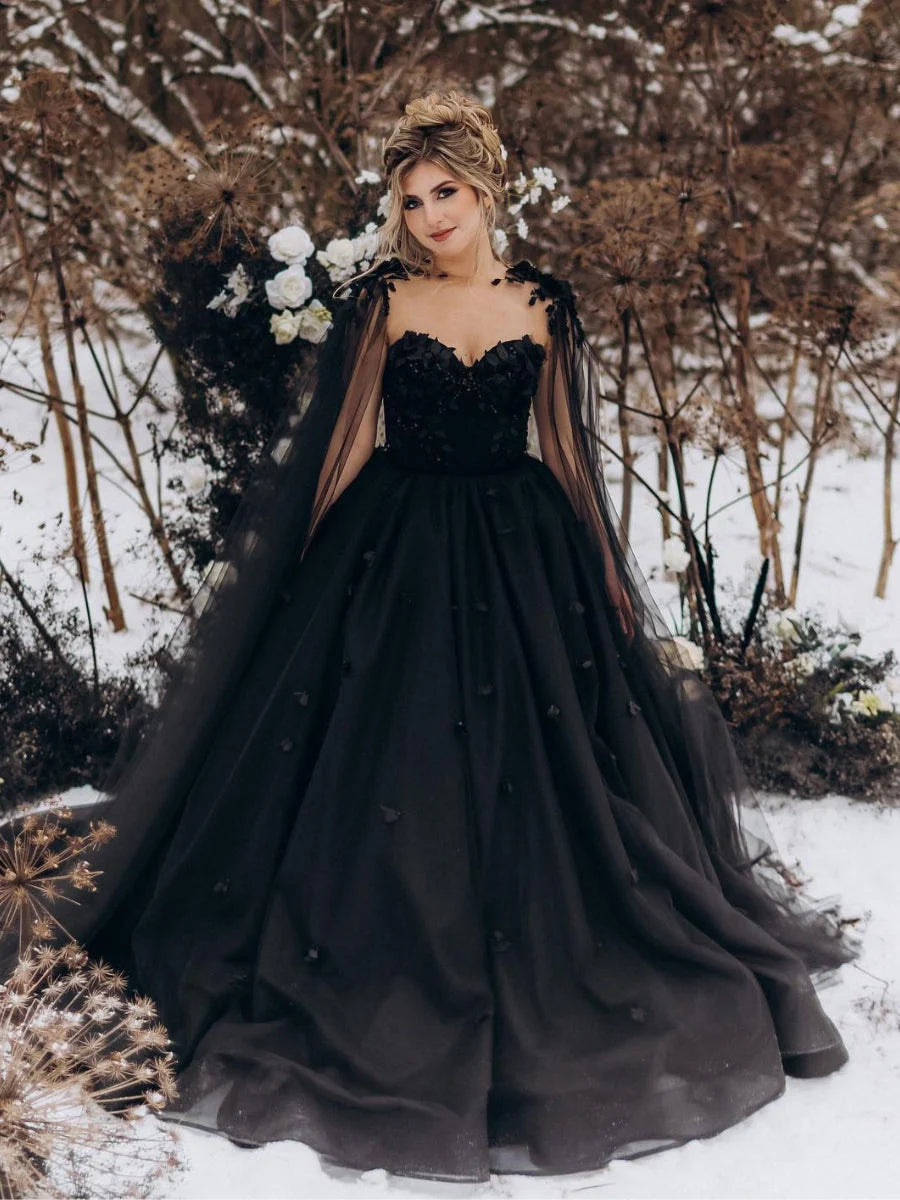 Elegant Black Gothic Wedding Dress with 3D Floral Embroidery & Detachable Cape – Perfect for Dark Romance, Vampire, or Halloween Themed Weddings & Photo Shoots