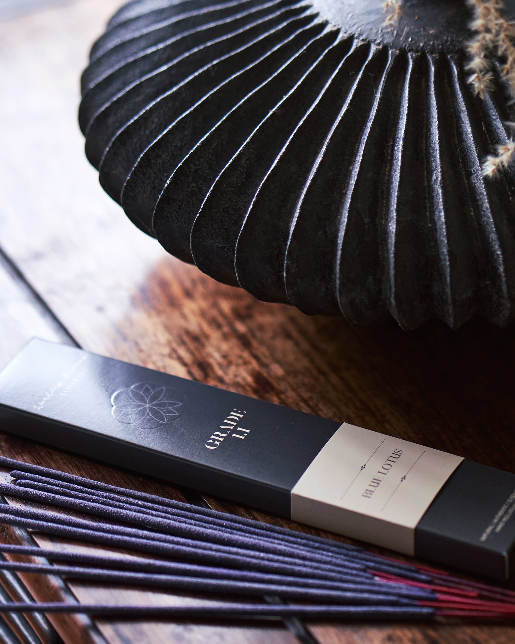 Premium Blue Lotus Incense Sticks - Natural Aromatherapy for Relaxation & Meditation - Perfect for Yoga, Spa, and Home Fragrance