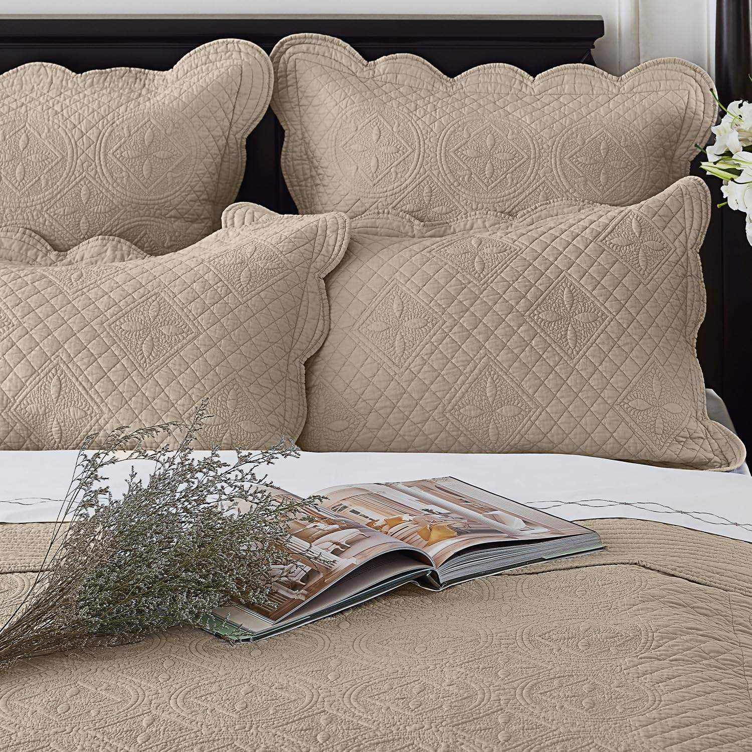 Luxury Calla Angel Sage Garden 100% Pure Cotton Matelasse Quilt Queen Size in Coffee Brown - Perfect for Bedroom Decor, Guest Room & Cozy Home Styling