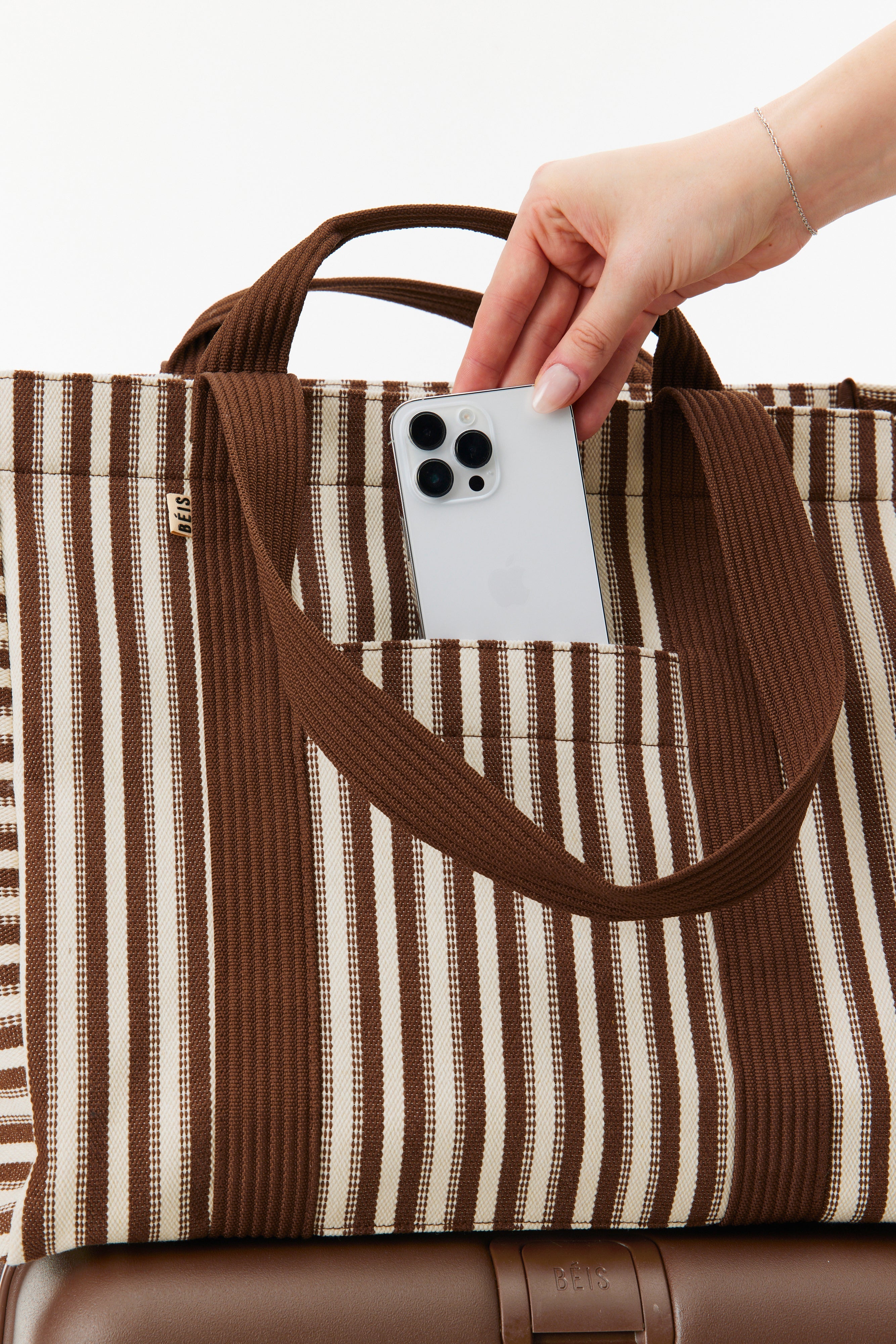 Stylish Maple Stripe Vacation Tote Bag - Lightweight & Spacious Beach Tote for Women, Perfect for Travel, Pool, and Summer Outings