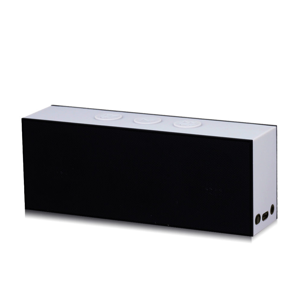 August SE30 Portable Bluetooth Speaker with Rechargeable Battery, AUX Input & Powerful Sound - Perfect for Outdoor Parties, Beach Trips, and Home Use