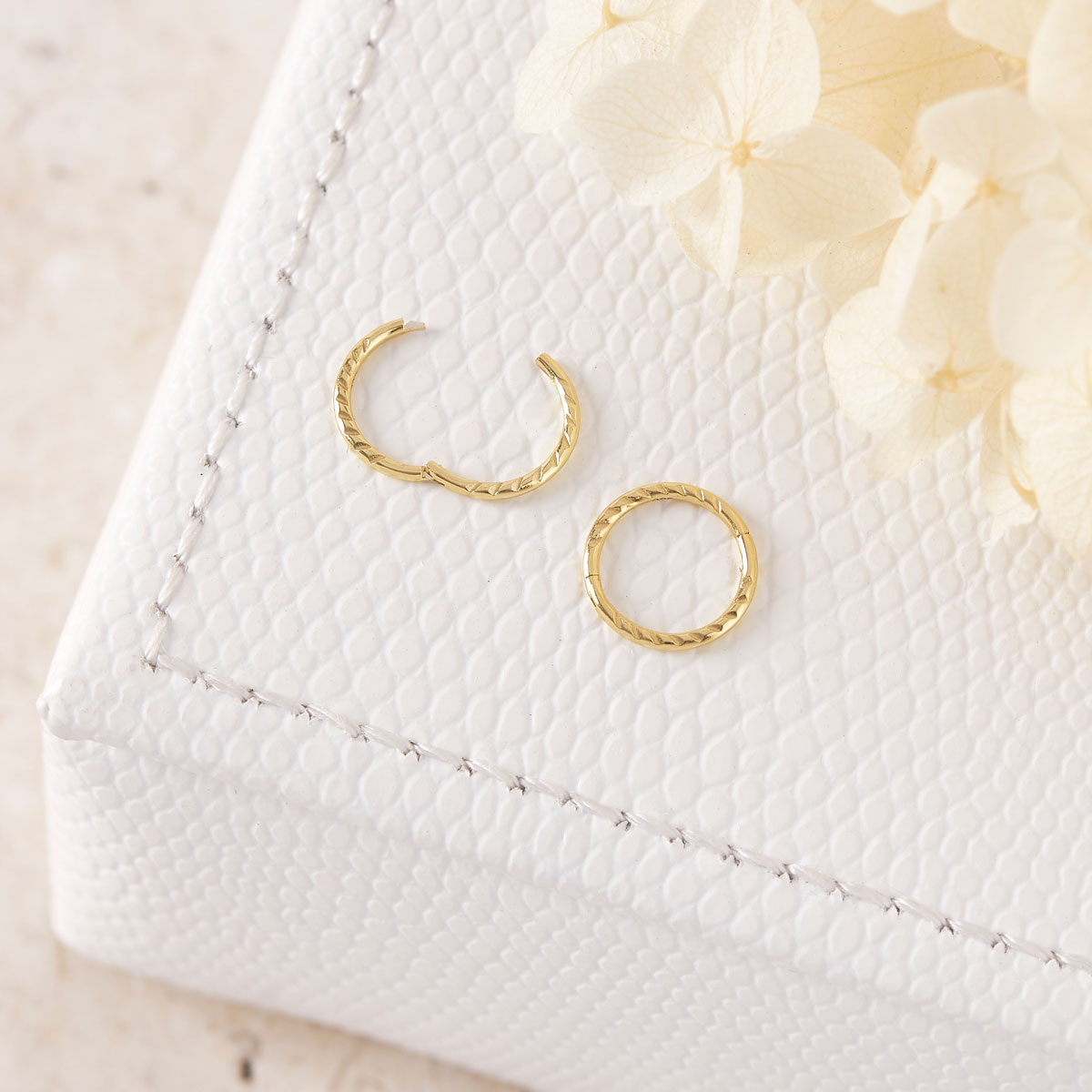 10mm Gold Grooved Endless Sleepers - Comfortable Hair Accessories for Women, Perfect for Braids, Ponytails & Everyday Hairstyles