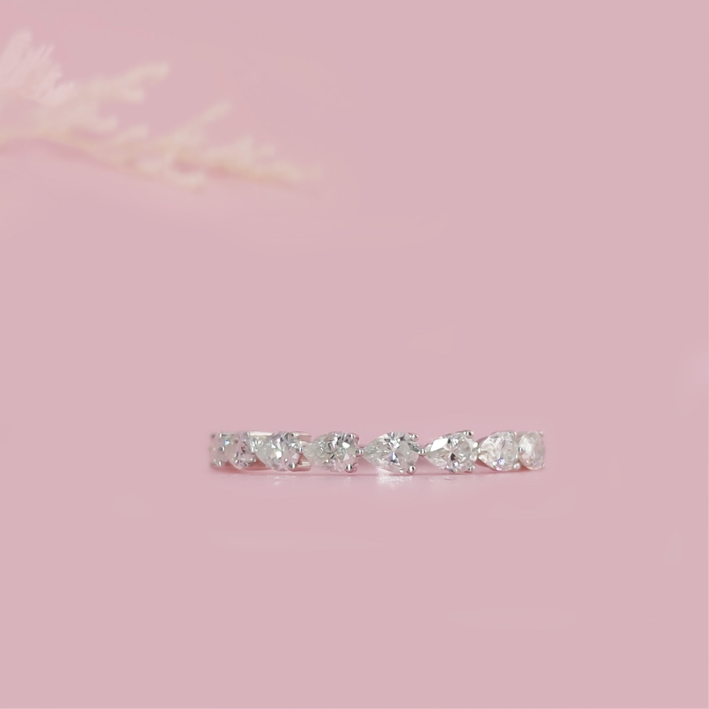 Eternal Sparkle Memorial Ashes Ring - Elegant Cremation Jewelry for Loved Ones | Perfect for Remembrance, Funerals & Keepsake Gifts