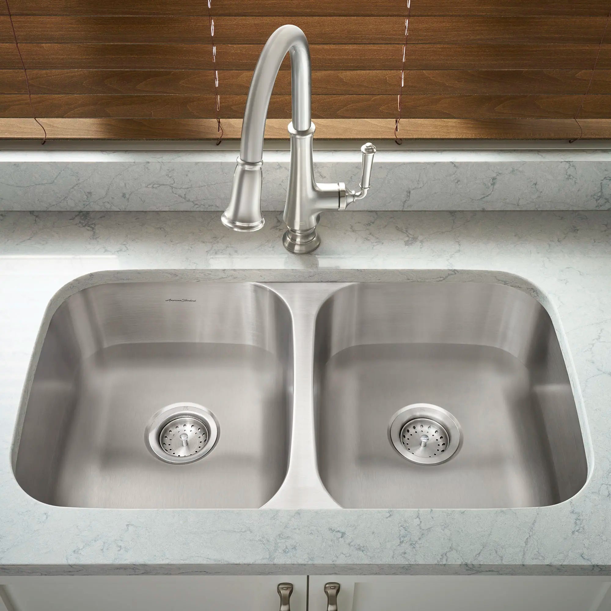 Delancey® Single Handle Pull Down Kitchen Faucet with Dual Spray Function - 1.5 GPM/5.7 LPM - Perfect for Modern Homes & Restaurant-Style Sinks