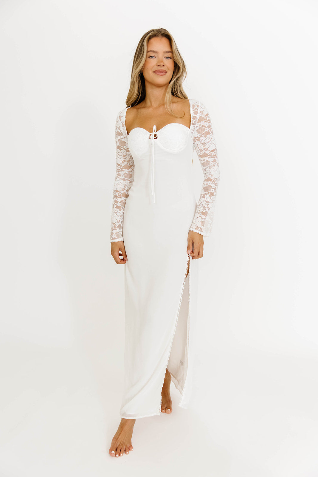 Elegant White Lace Sweetheart Neck Long Sleeve Maxi Dress for Women | Perfect for Weddings, Parties & Special Occasions