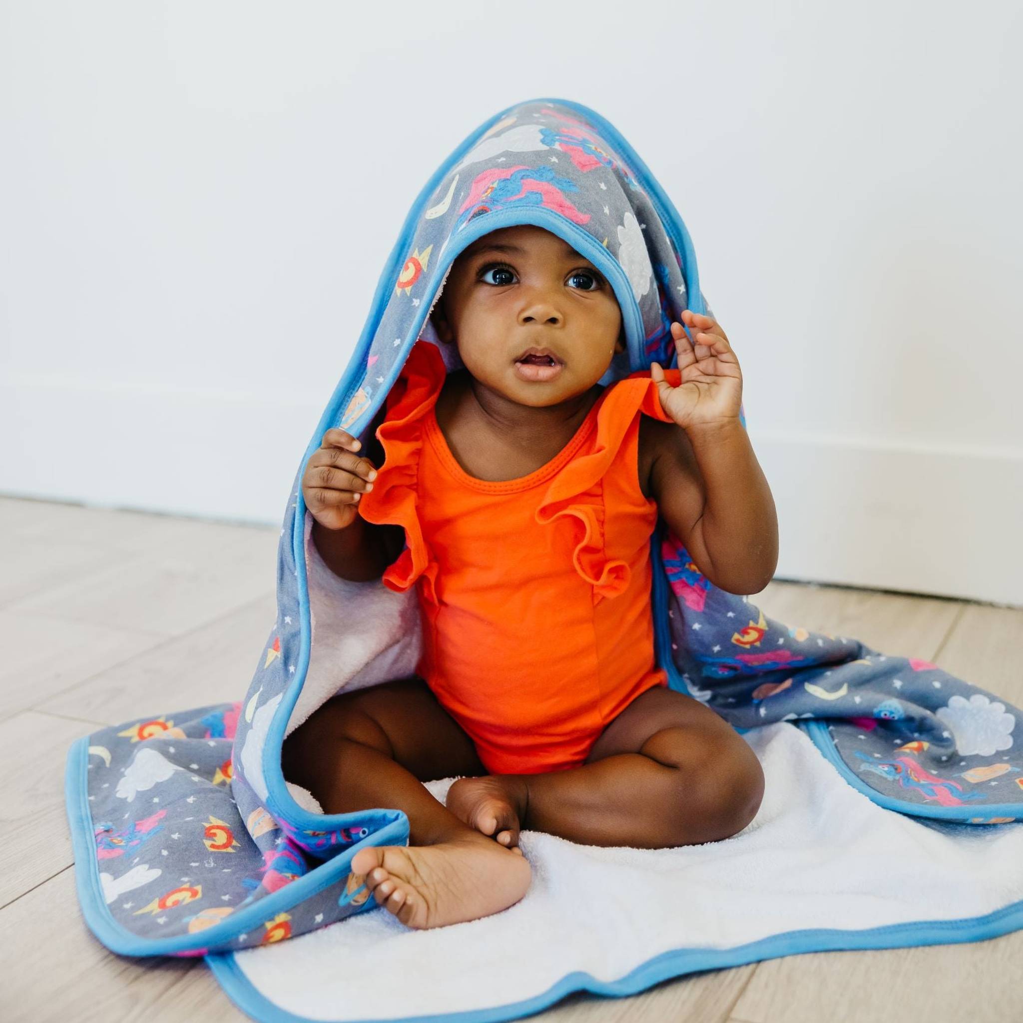 Premium Baby Knit Hooded Towel - Soft & Absorbent for Newborns & Toddlers - Super Grover Design - Perfect for Bath Time, Swimming & After-Spa Care