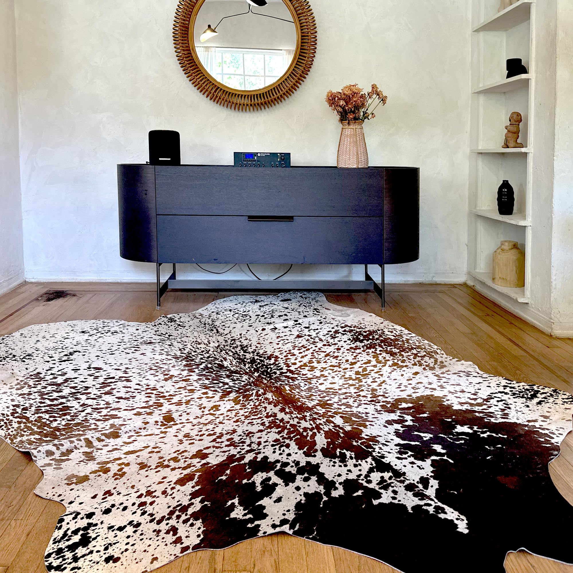 Genuine Cowhide Rug - Natural Leather Hide Area Rugs for Living Room & Bedroom - Real Cowhide Rug for Rustic Home Decor - Multicolor Speckled Cowhide Rugs Collection - Perfect for Farmhouse Style, Boho Chic & Western Themed Interiors