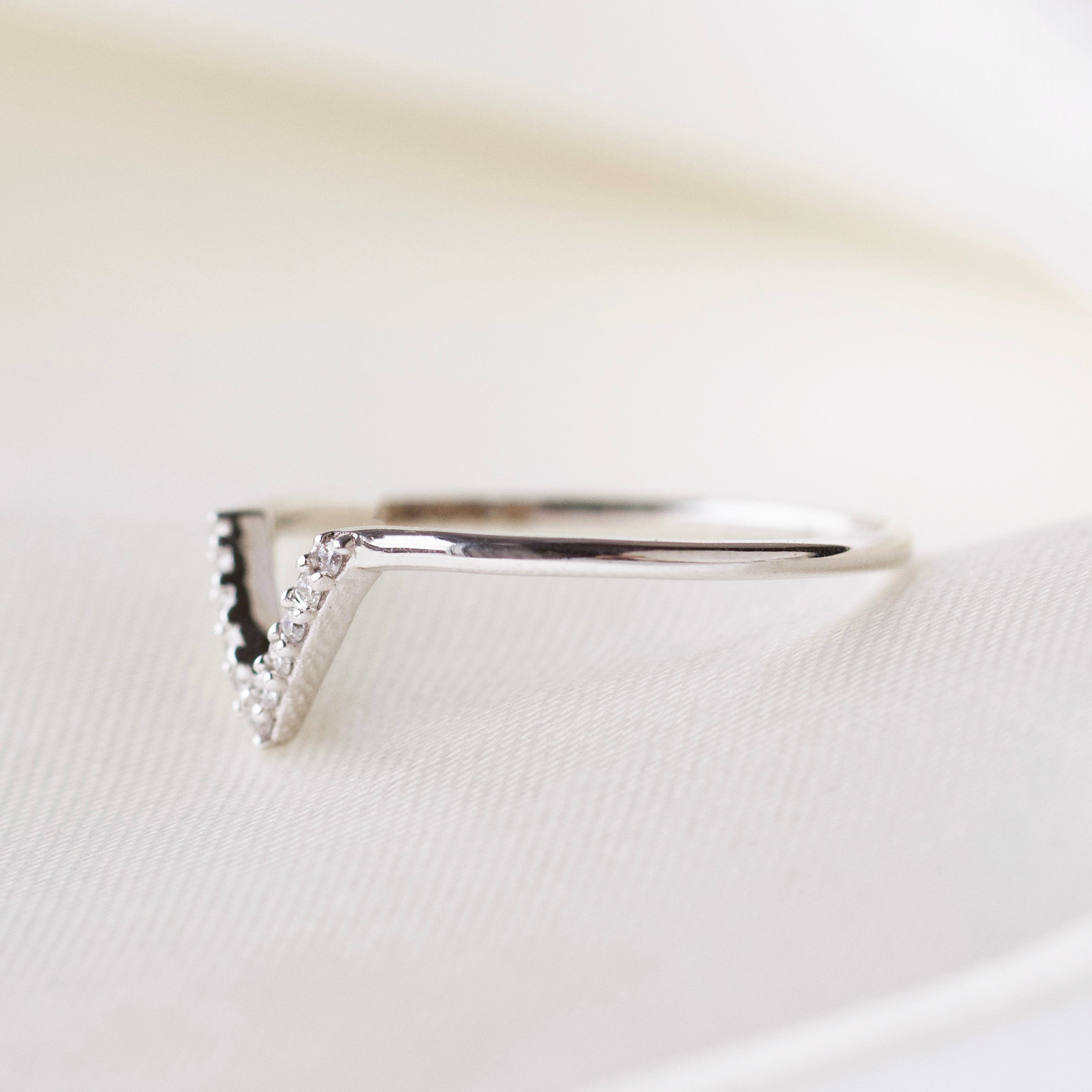 Diamond V-Shaped Hugging Ring - UK Size L - Elegant Stackable Ring for Women, Perfect for Everyday Wear & Special Occasions