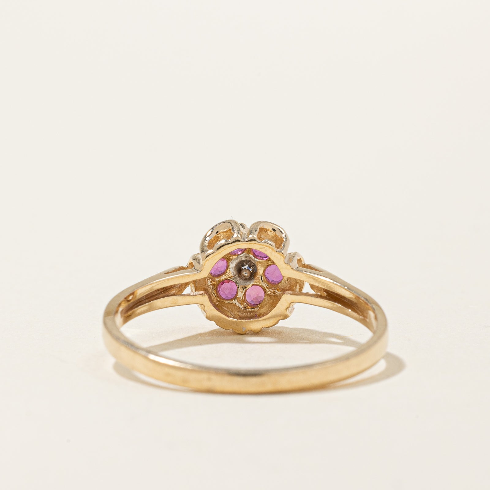 Exquisite Ruby & Diamond Flower Ring - 0.30ctw Gemstone, 0.007ct Diamond, Size 8.25 - Perfect for Anniversary Gifts, Valentine's Day & Special Occasions
