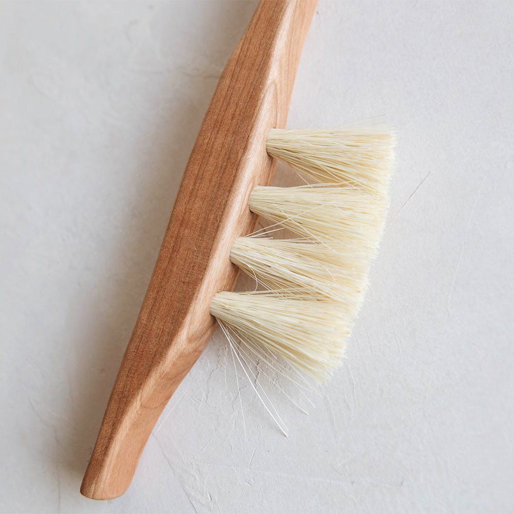 Premium Medium Wooden Counter Brush No. MT0981 - Natural Wood Handle for Kitchen, Bar & Restaurant Cleaning - Perfect for Countertops, Tables & Hard Surfaces