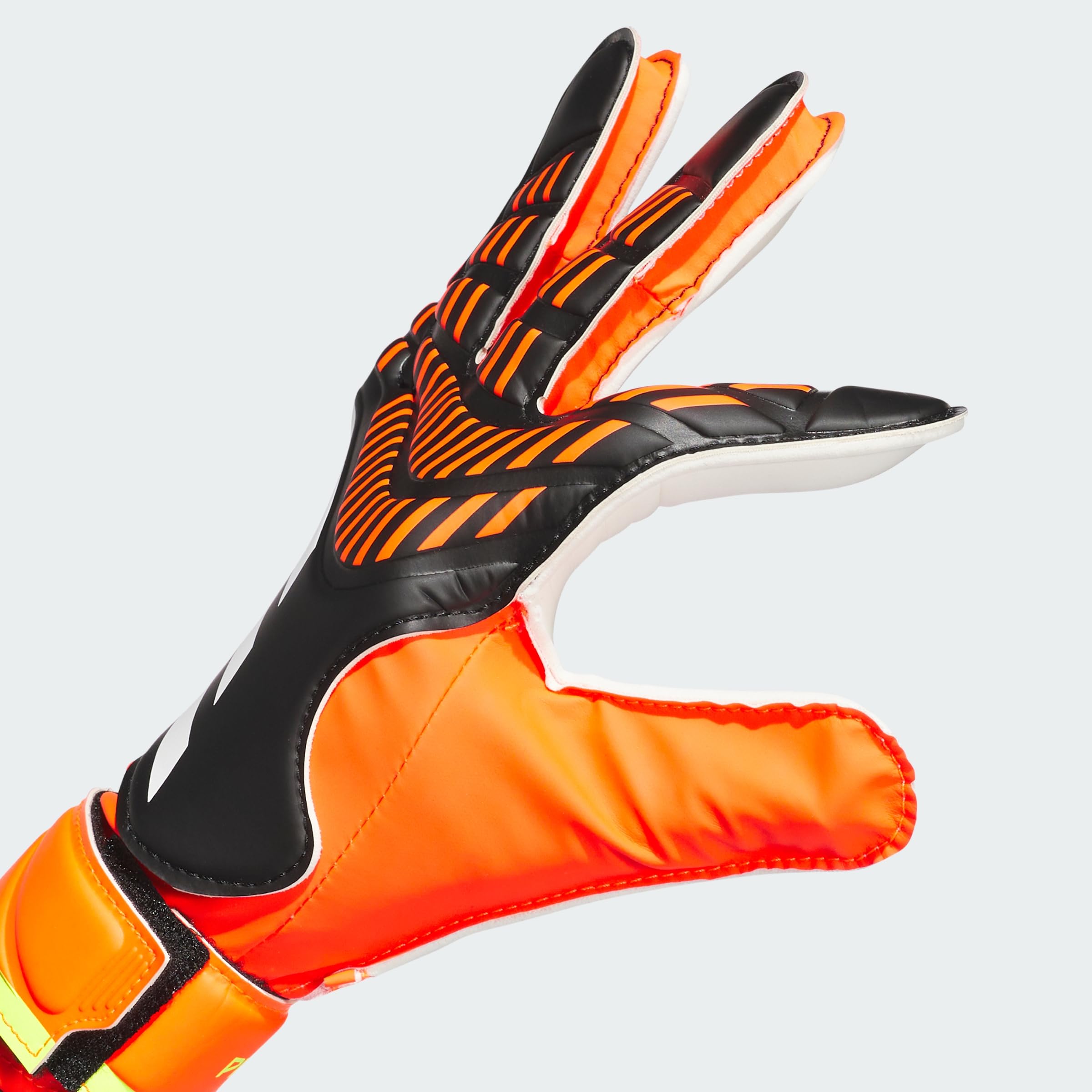 Adidas Predator Goalie Gloves - Professional Soccer Goalkeeper Gloves for Training & Matches | Perfect for Youth & Adult Players | Enhanced Grip & Protection for Indoor & Outdoor Games