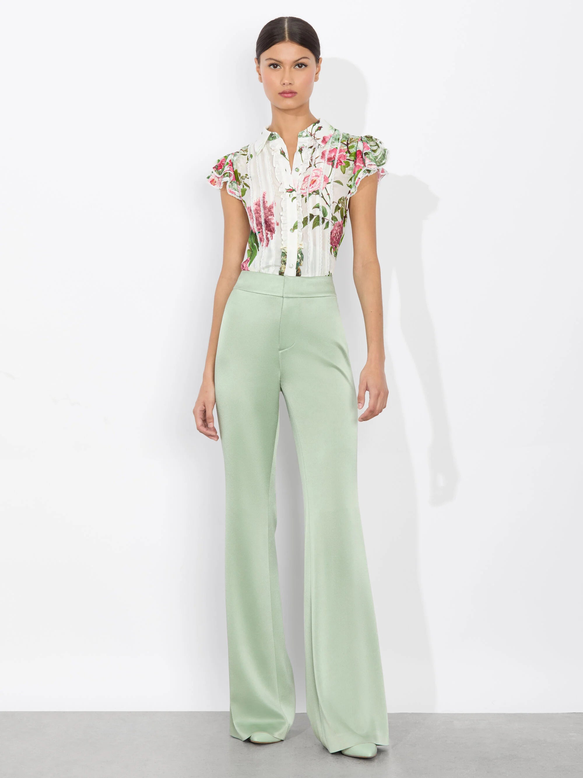Alice & Olivia Minda Blouse - Women's Floral Print Silk Blouse for Work & Party | Elegant Office Wear & Evening Outfits