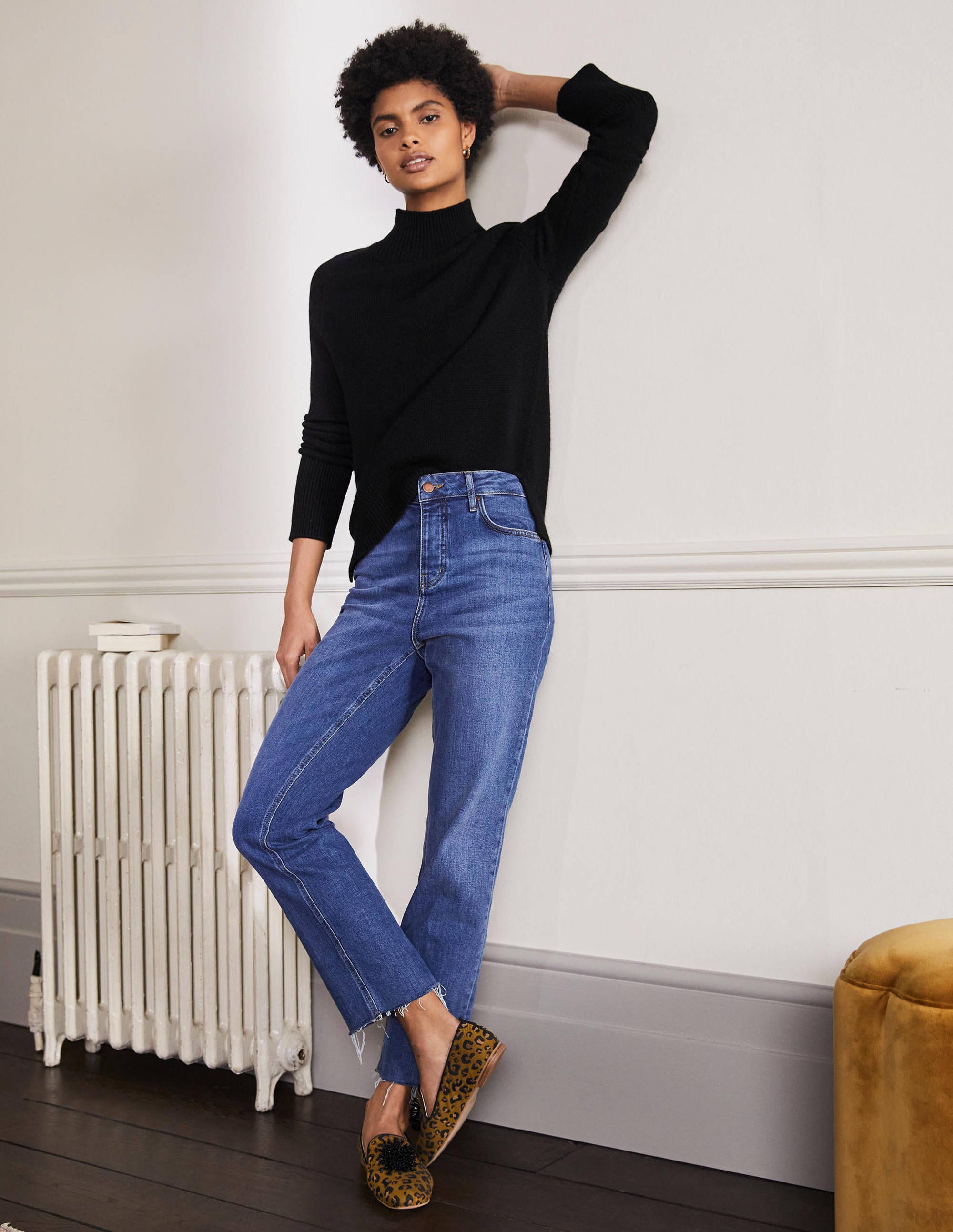 Luxury Anna Cashmere Sweater for Women - Soft & Warm Black Pullover - Perfect for Office, Travel & Winter Outfits