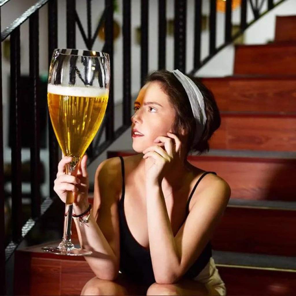 Giant Champagne Glasses 2500ML - Oversized Whiskey, Beer, Juice & Wine Glasses for Birthday Parties, Weddings & Celebrations - Perfect for Red Wine, Champagne & Cocktails