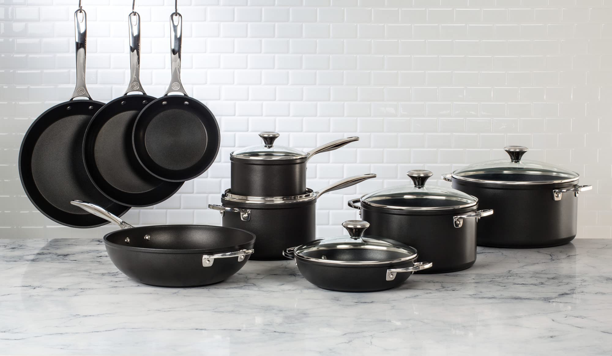 Le Creuset Toughened Nonstick PRO Fry Pan 9.5 Inch - Premium Cookware for Sautéing, Frying & Cooking | Perfect for Home Chefs & Professional Kitchens
